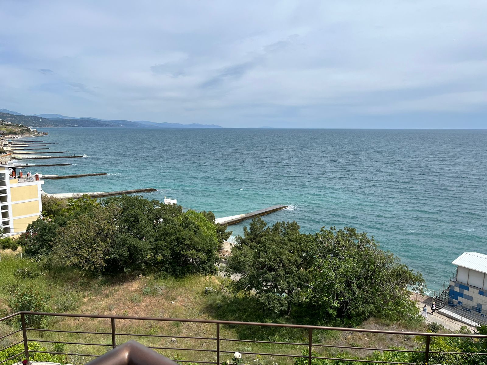 Трехместный номер с видом на море