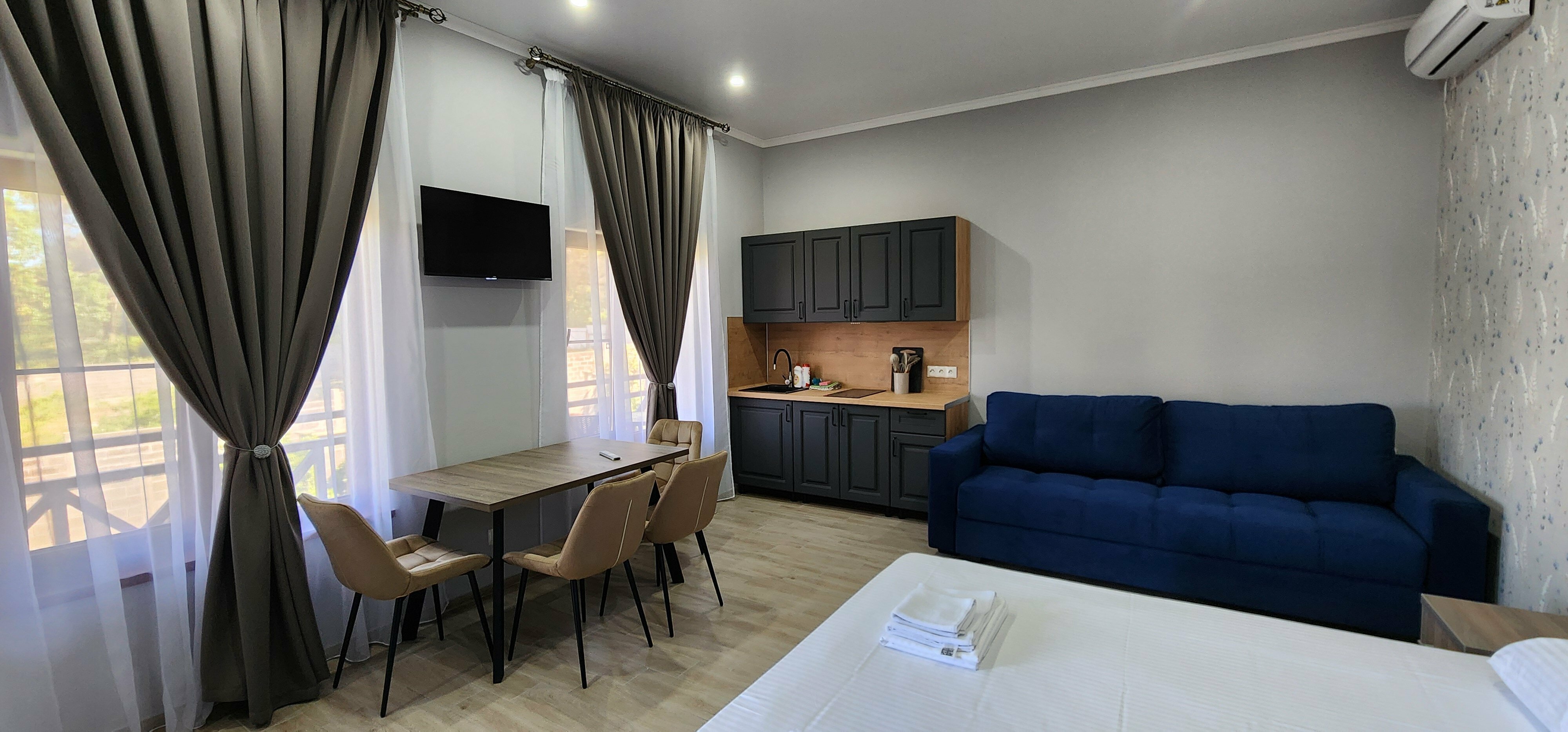 четырехместный"люкс с кухней"