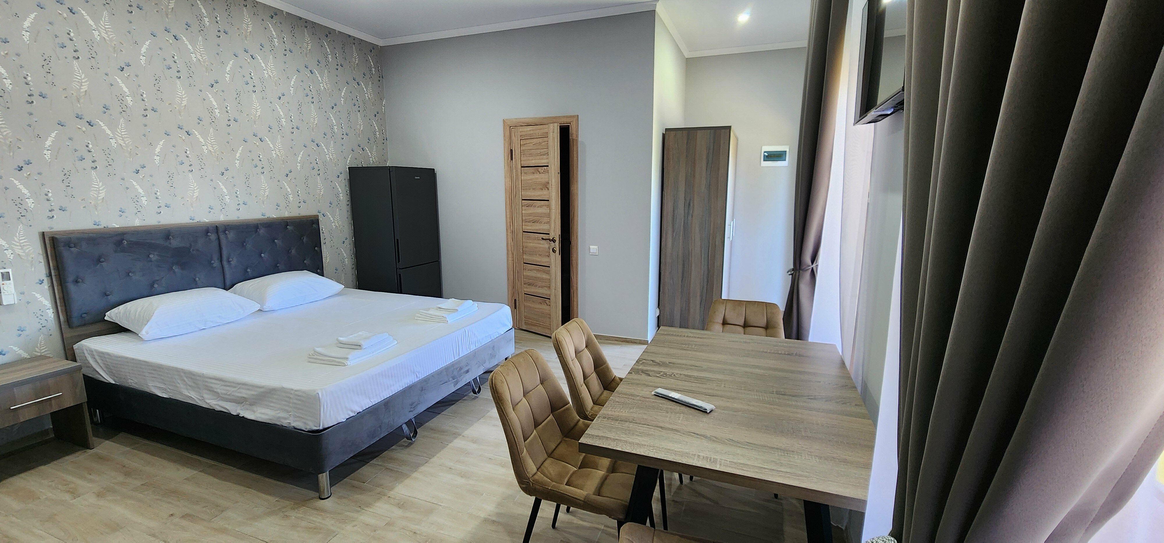 четырехместный"люкс с кухней"