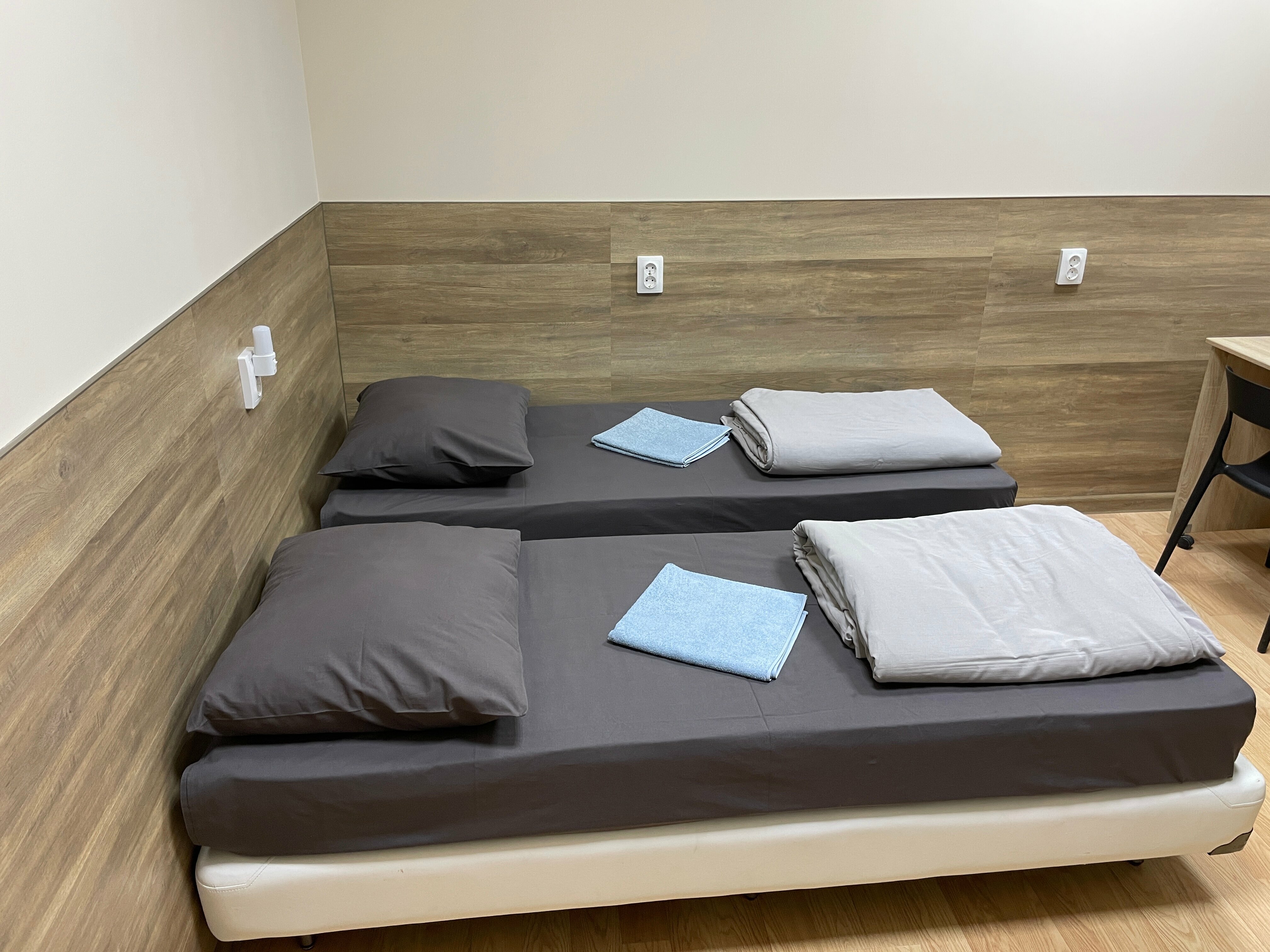 Двухместный номер с 2 отдельными кроватями и балконом