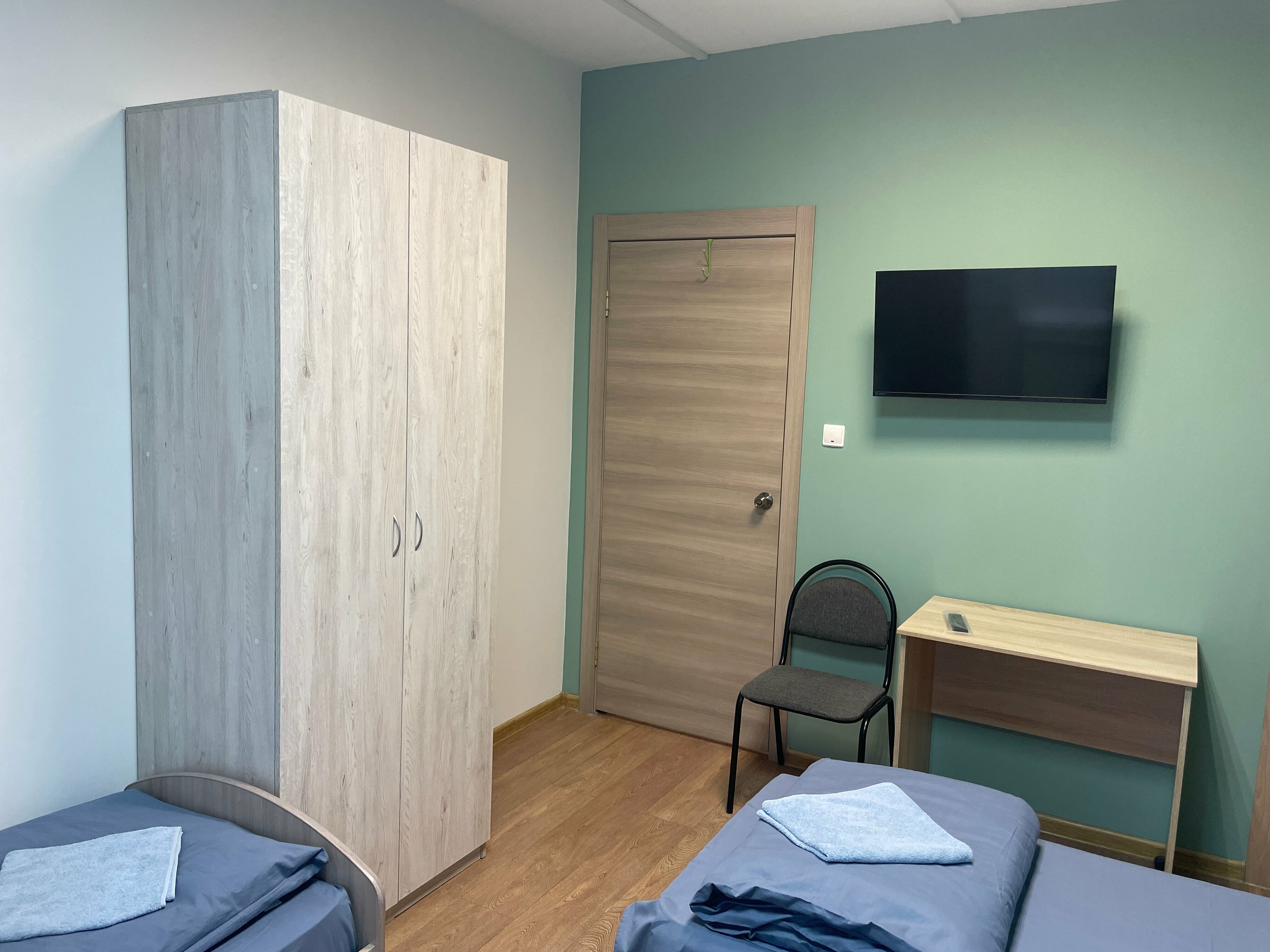 Трехместный номер с балконом