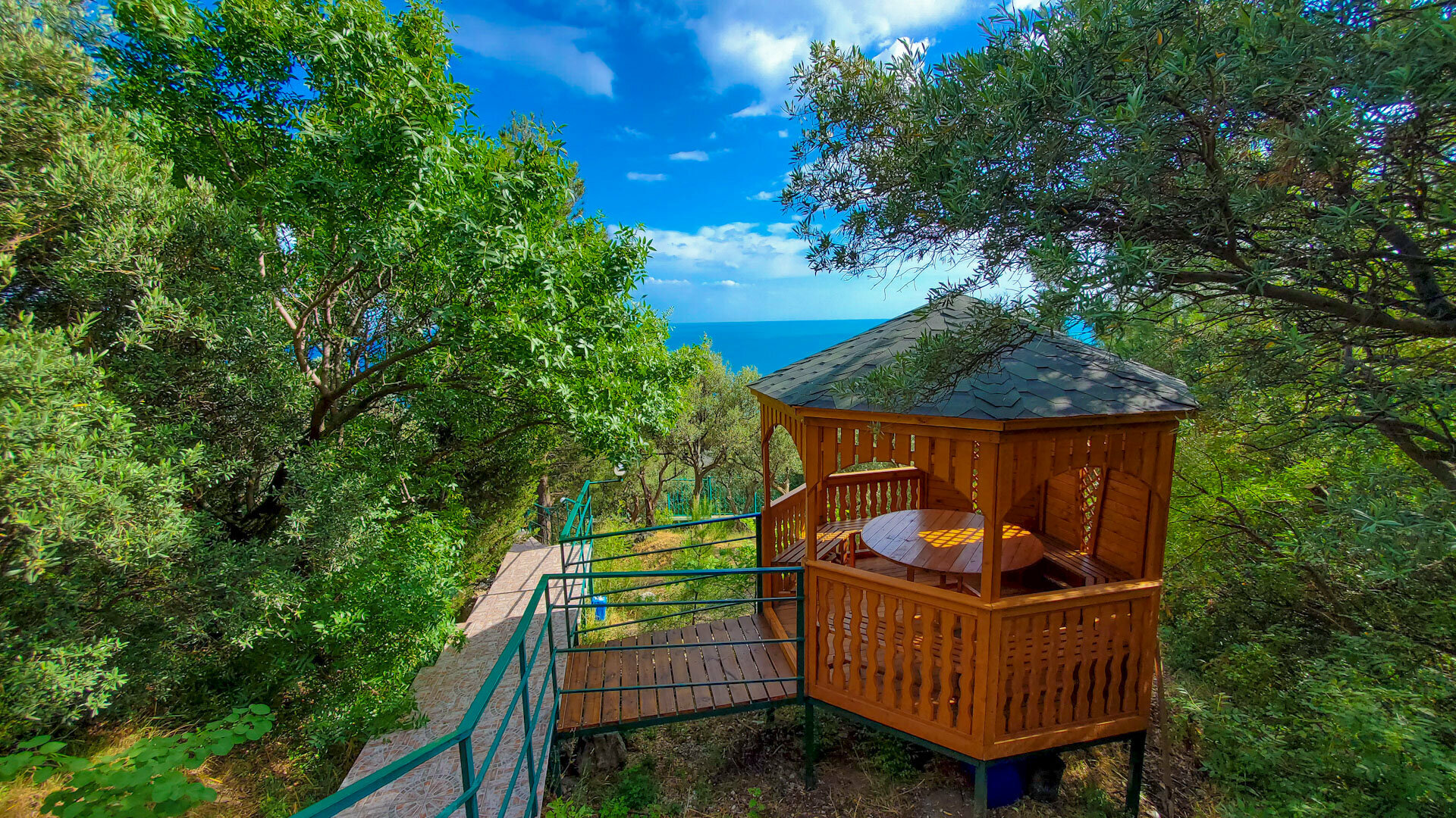 Трехместный номер Делюкс с видом на море