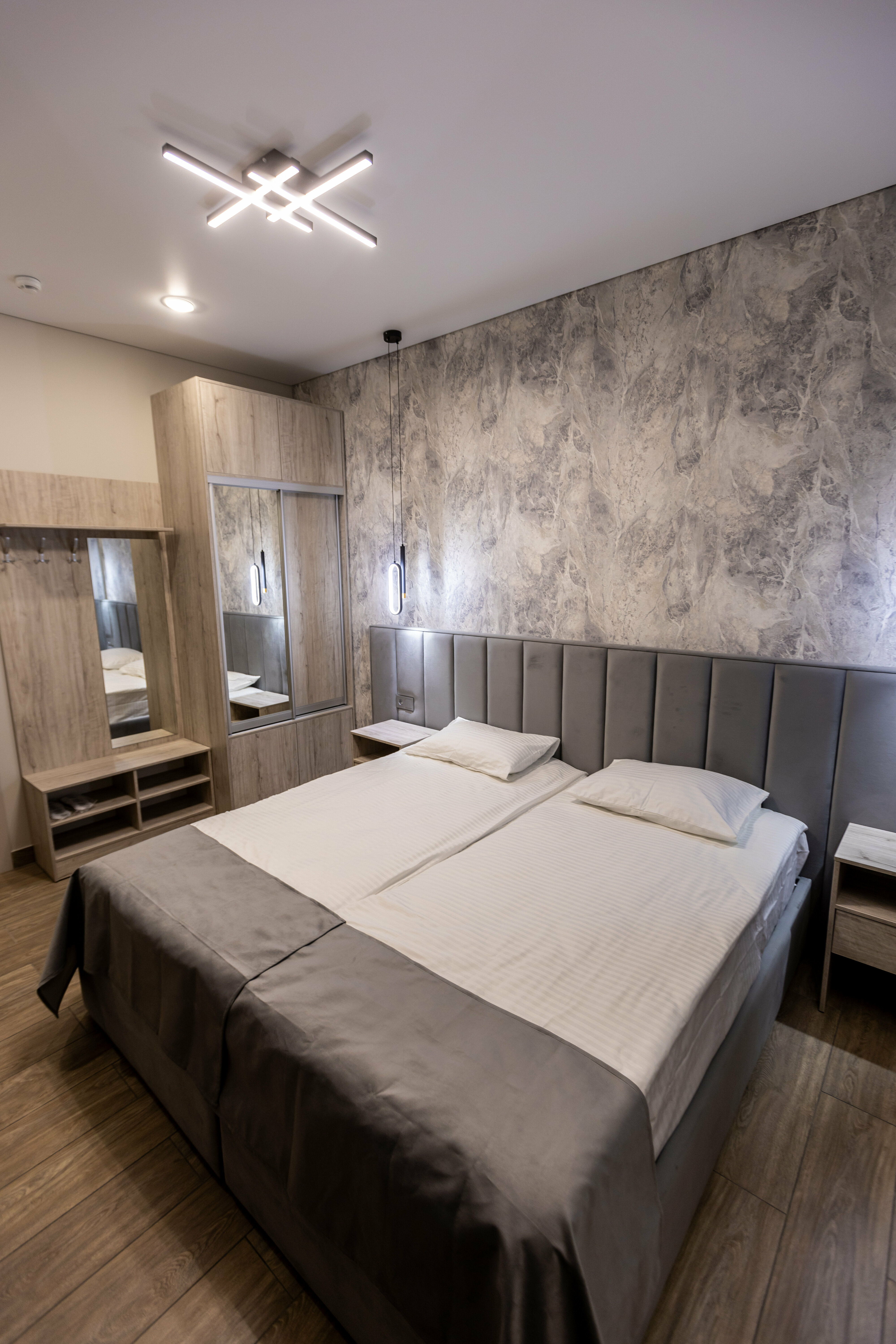 Стандарт первой категории с 2 односпальными кроватями (на цокольном этаже)