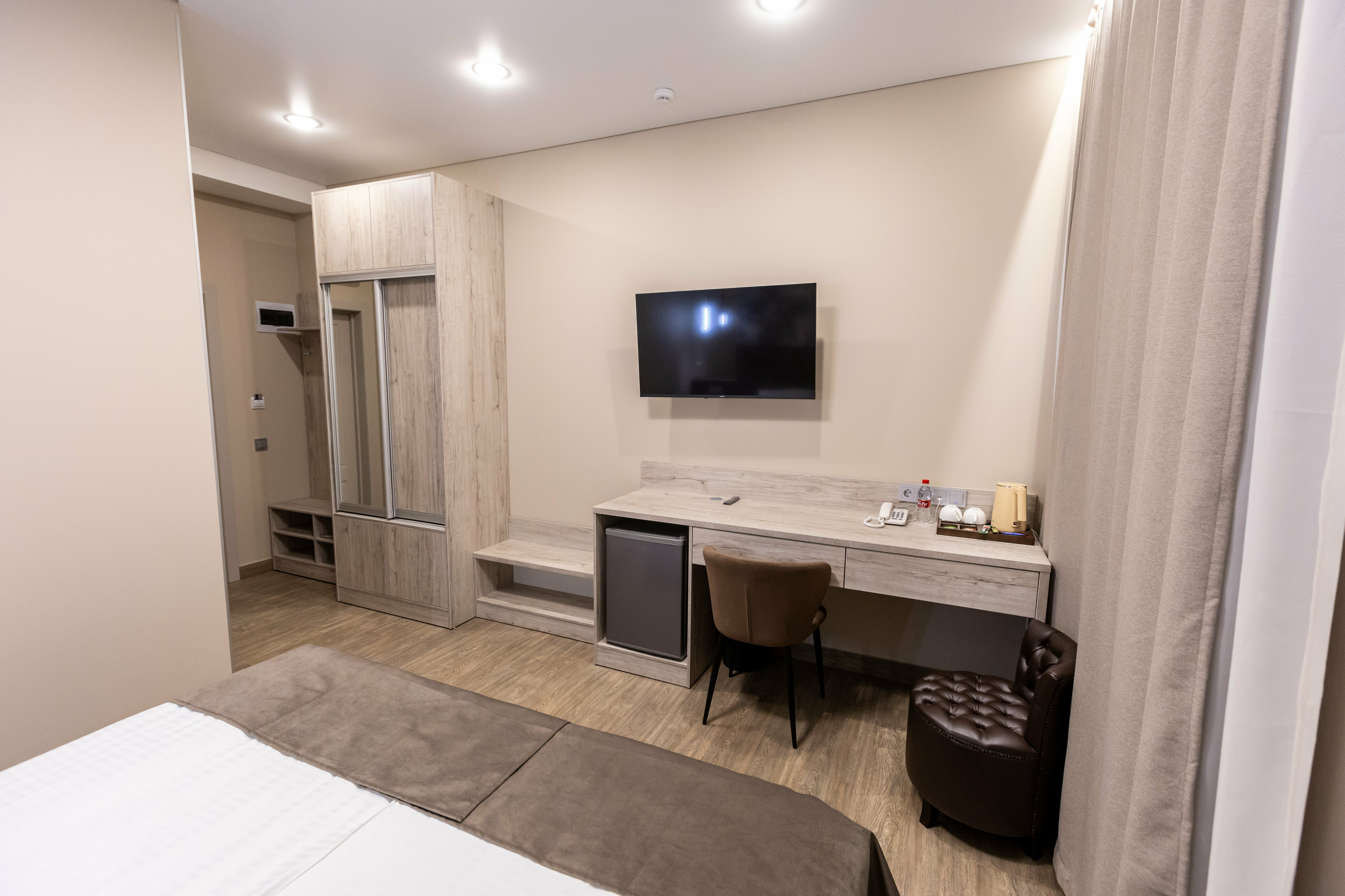 Стандарт первой категории с двуспальной кроватью (на цокольном этаже)