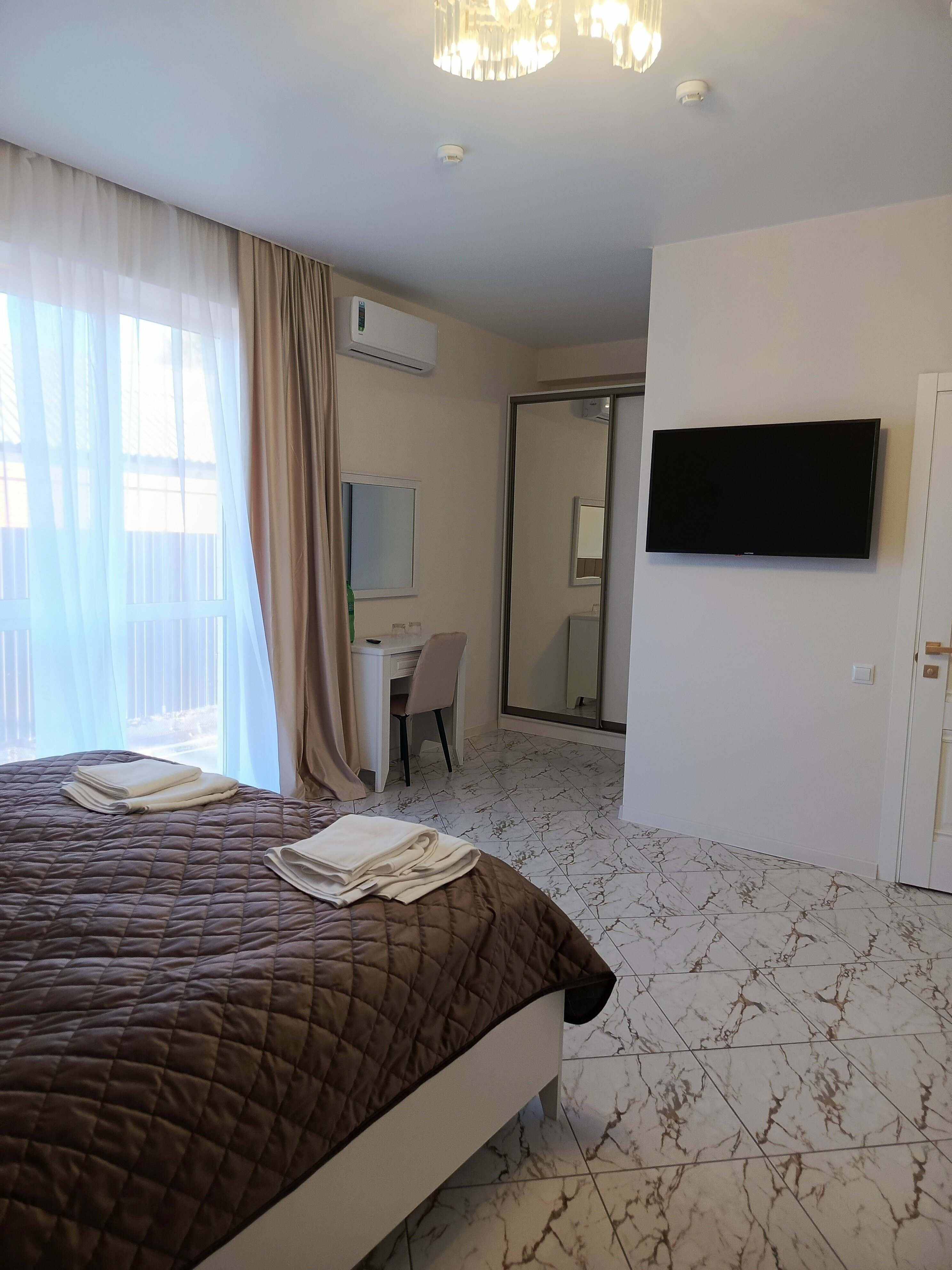 Большой двухместный номер с 1 кроватью