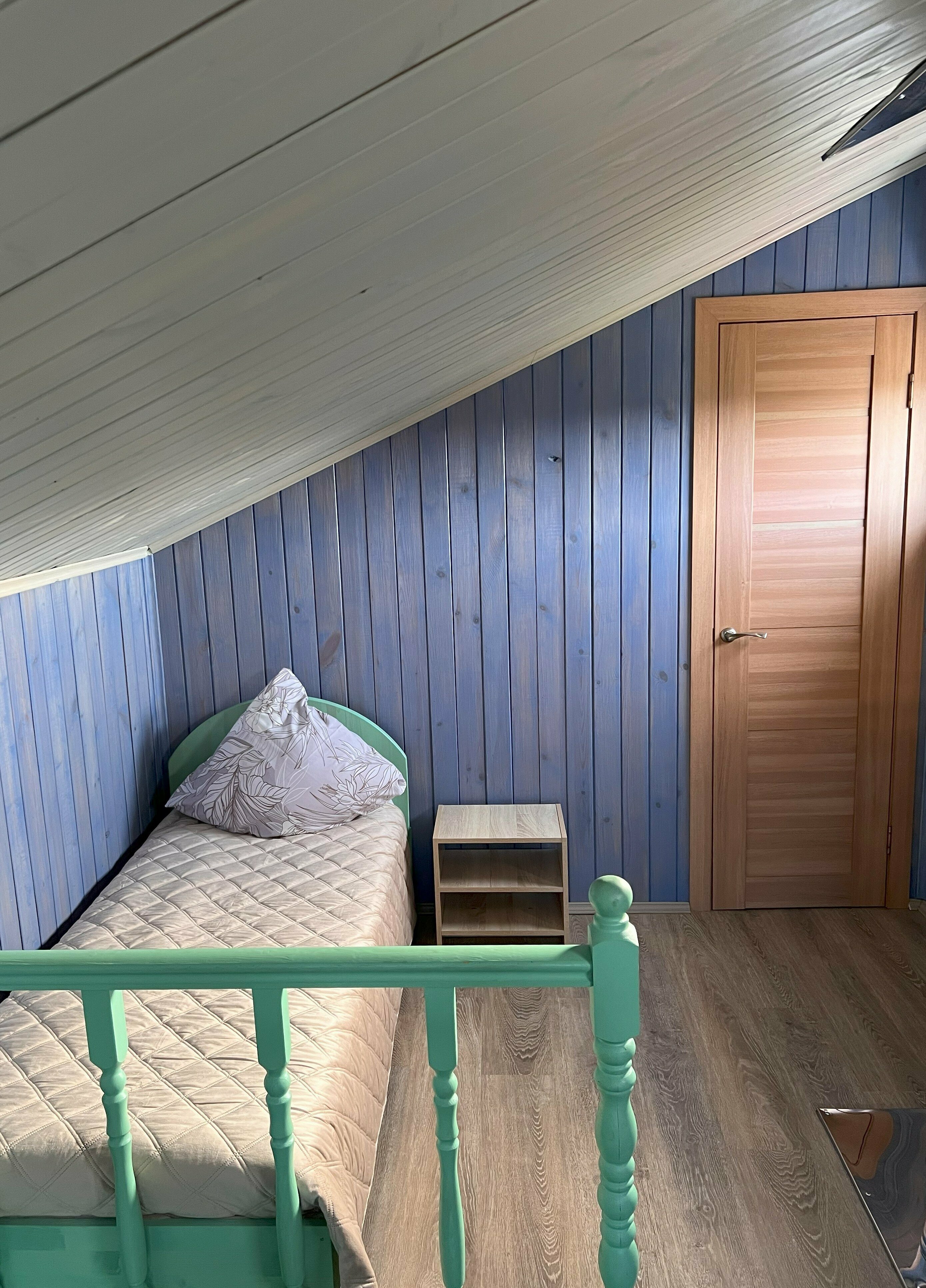 Дом с видом на озеро