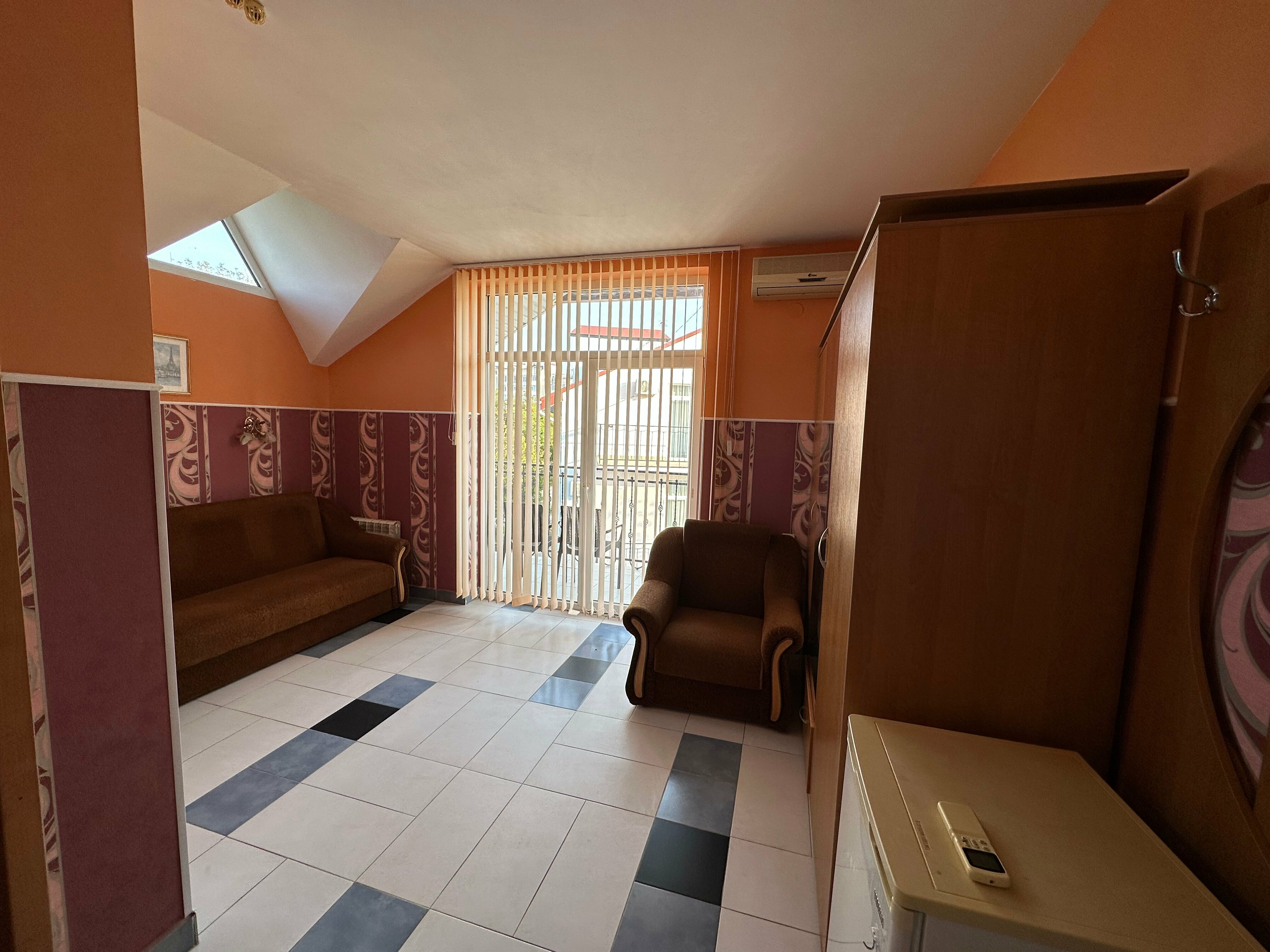 Семейный номер с балконом