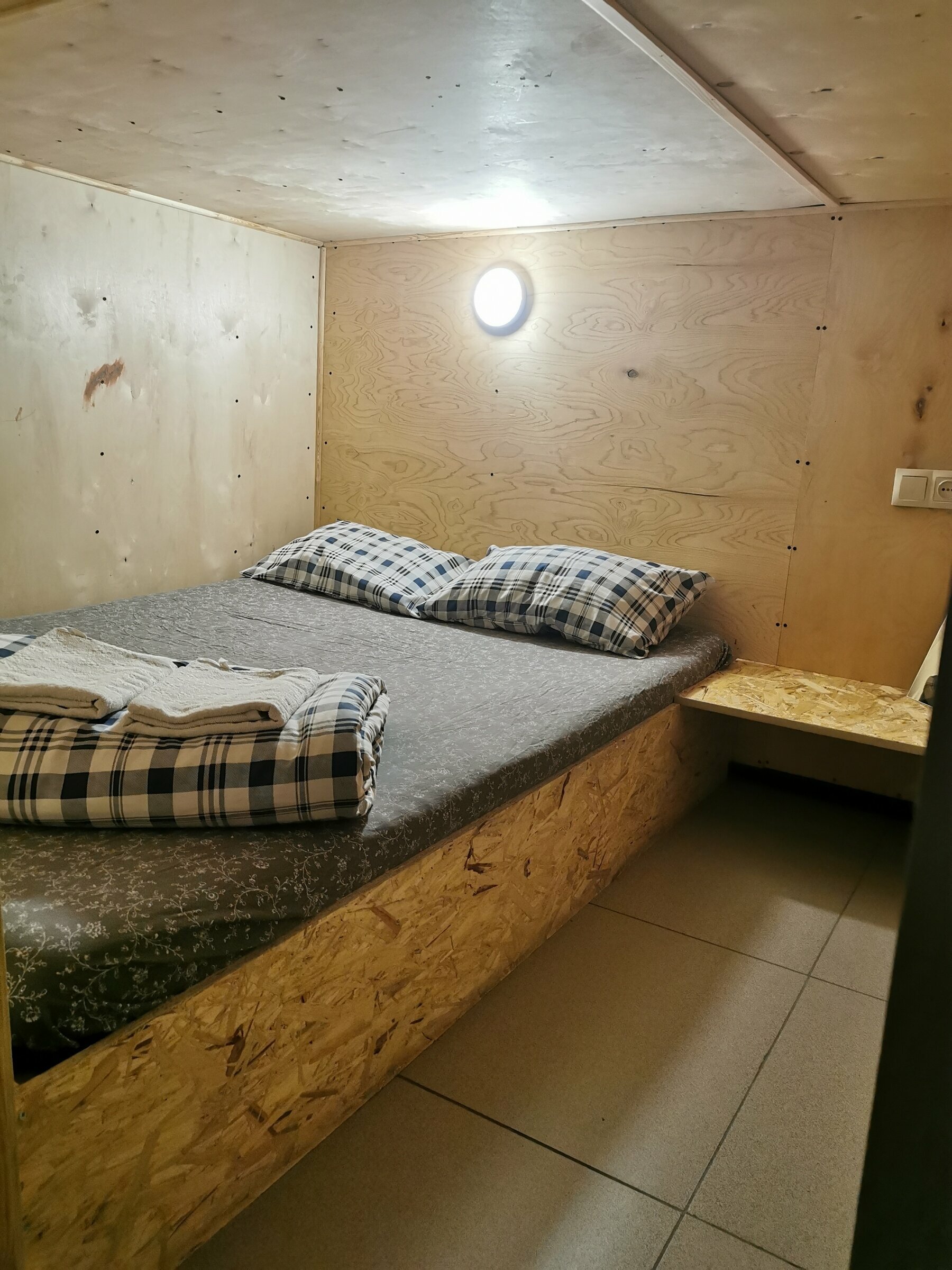 Двухместная капсула