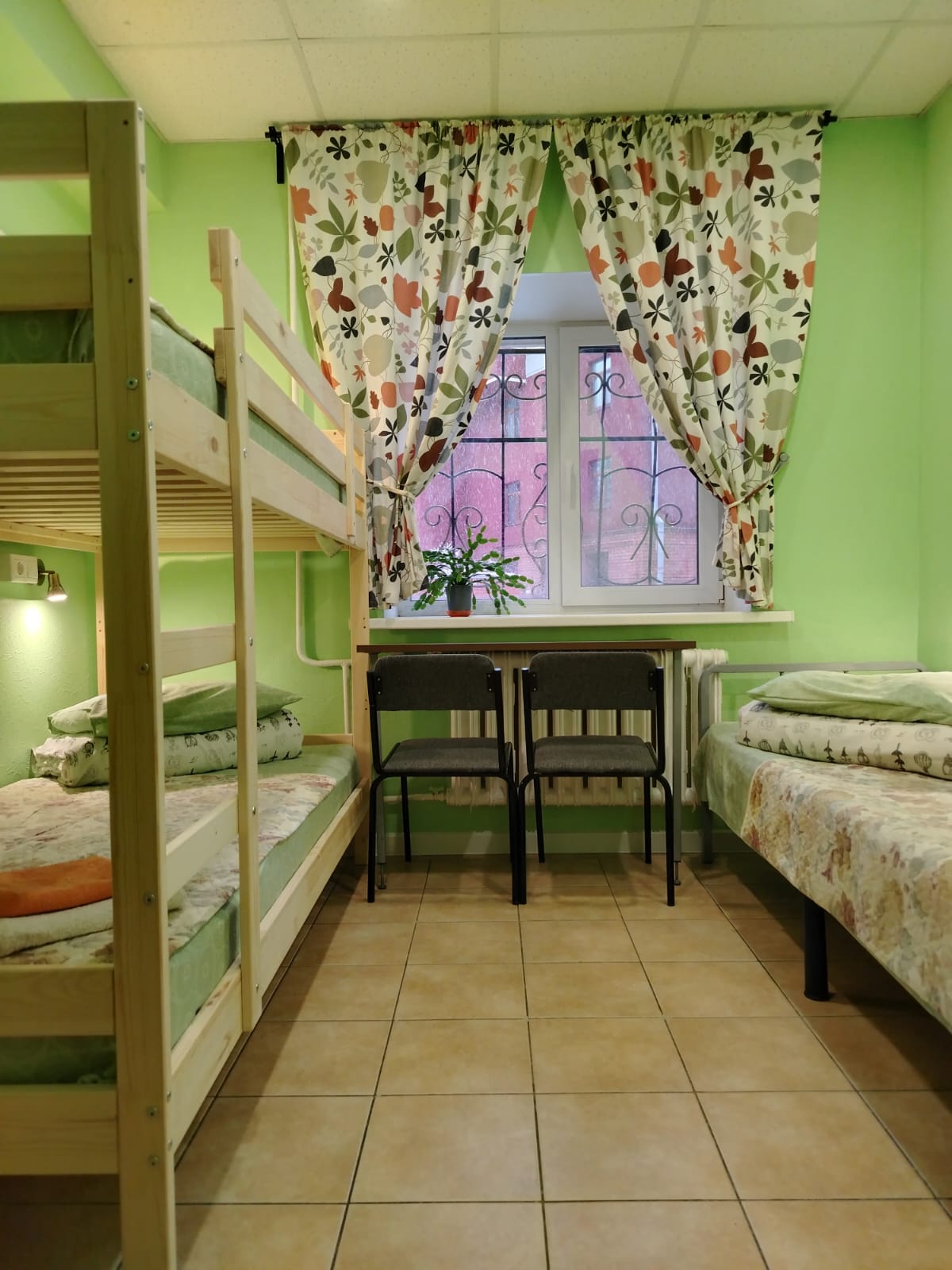 Бюджетный трехместный номер