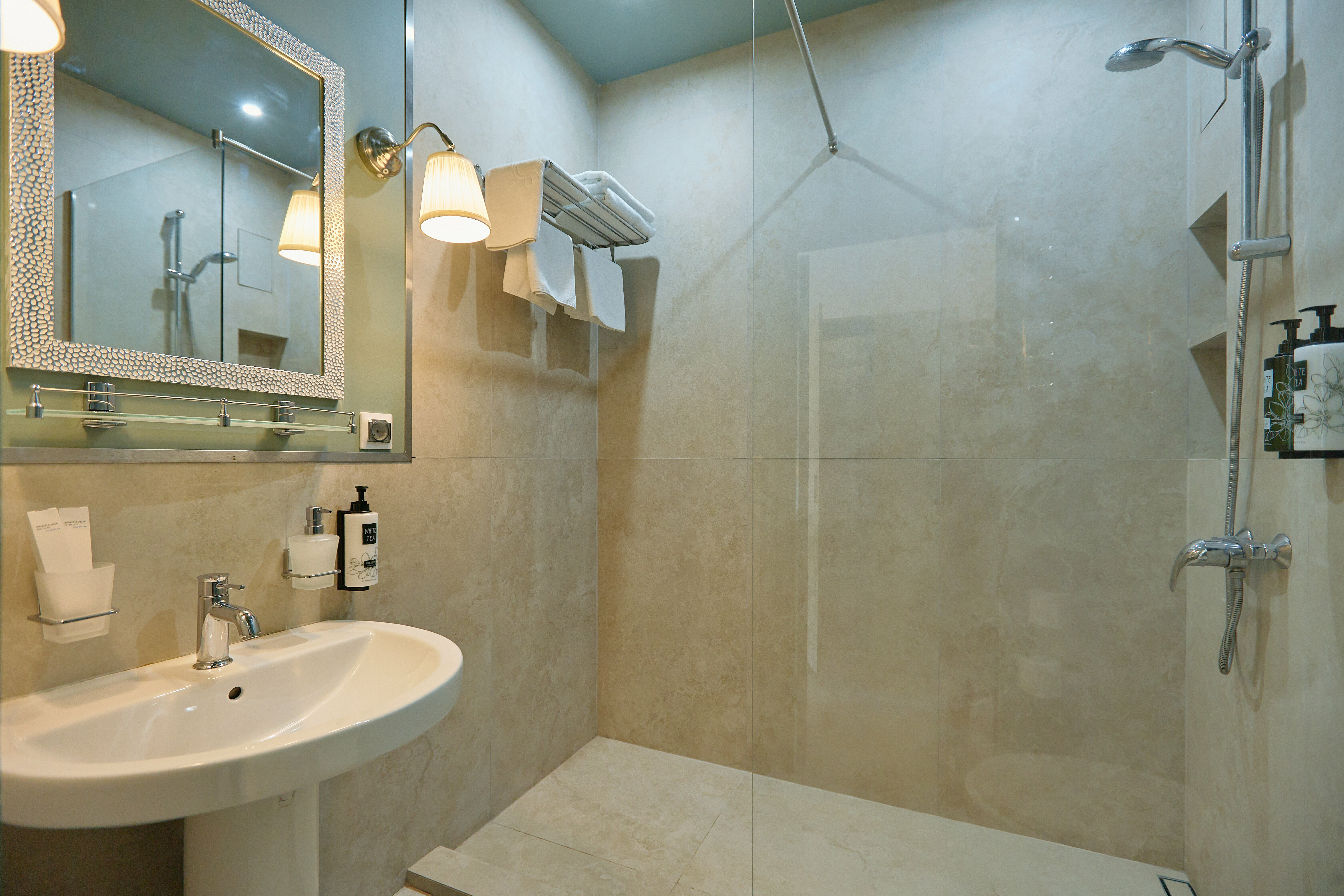 Стандартный двухместный номер с 1 кроватью или 2 отдельными кроватями и балконом