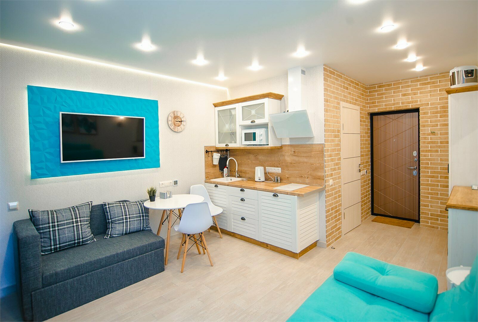 Апартаменты Студия Делюкс (24 м2, с балконом)