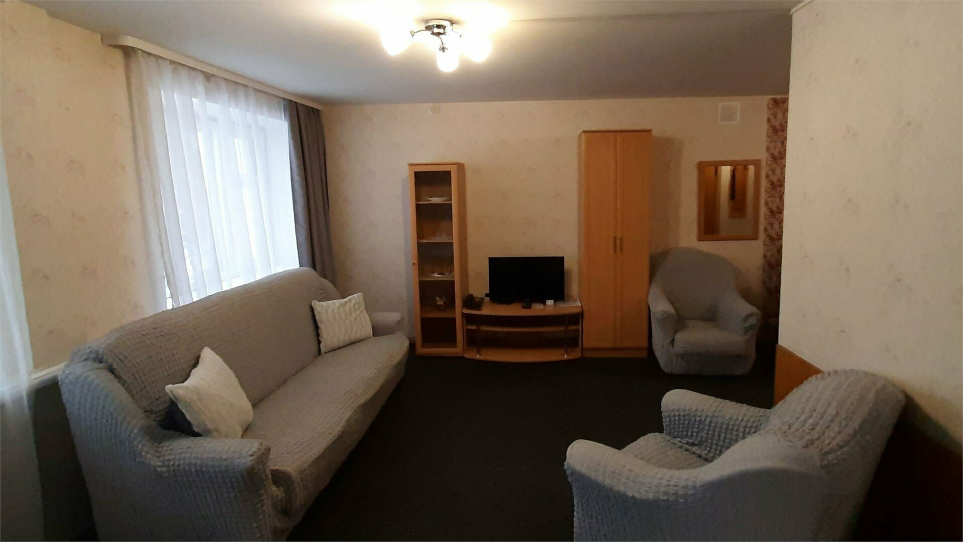 Улучшенный двухместный номер с 2 отдельными кроватями