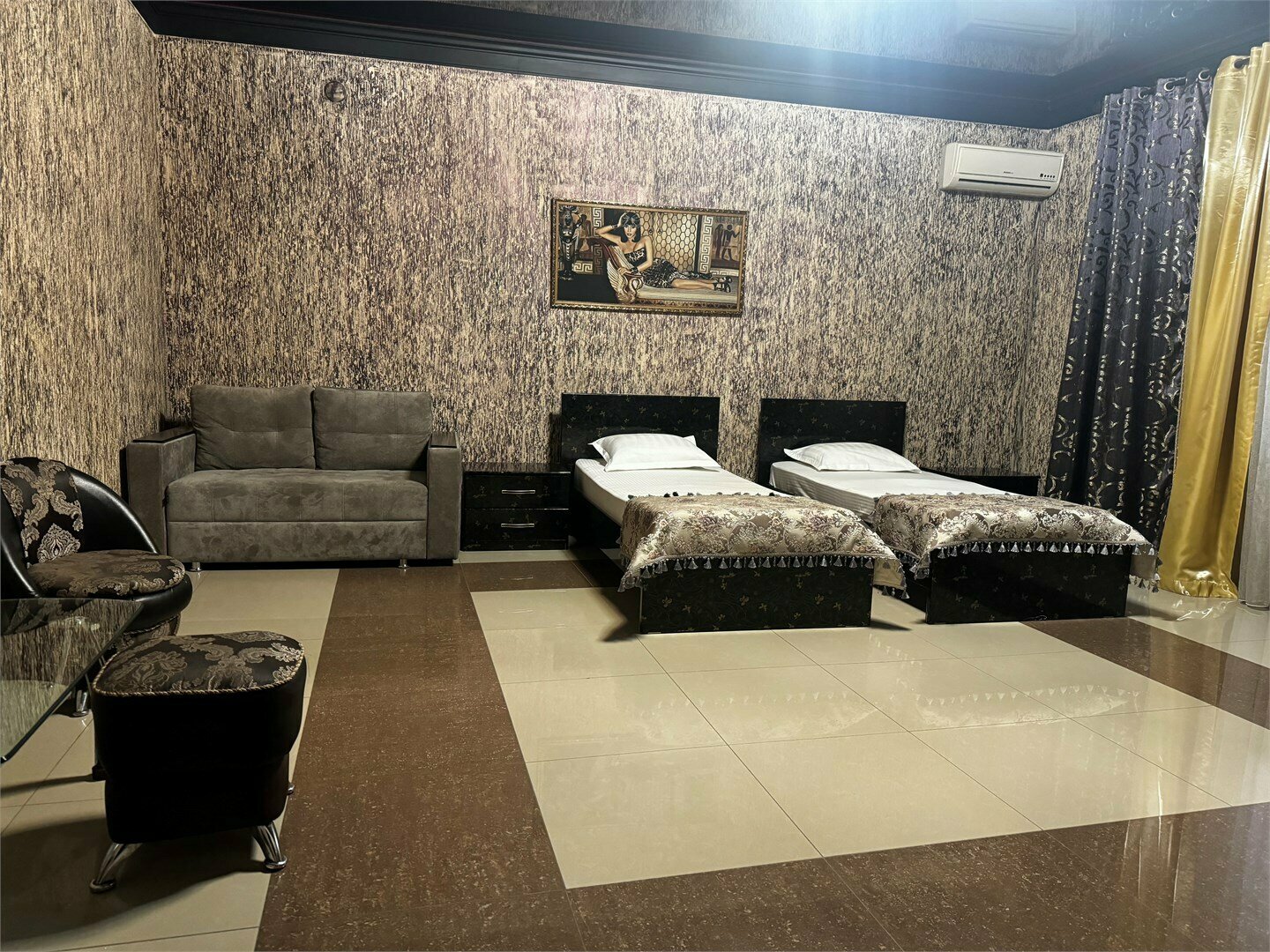 Улучшенный трехместный номер