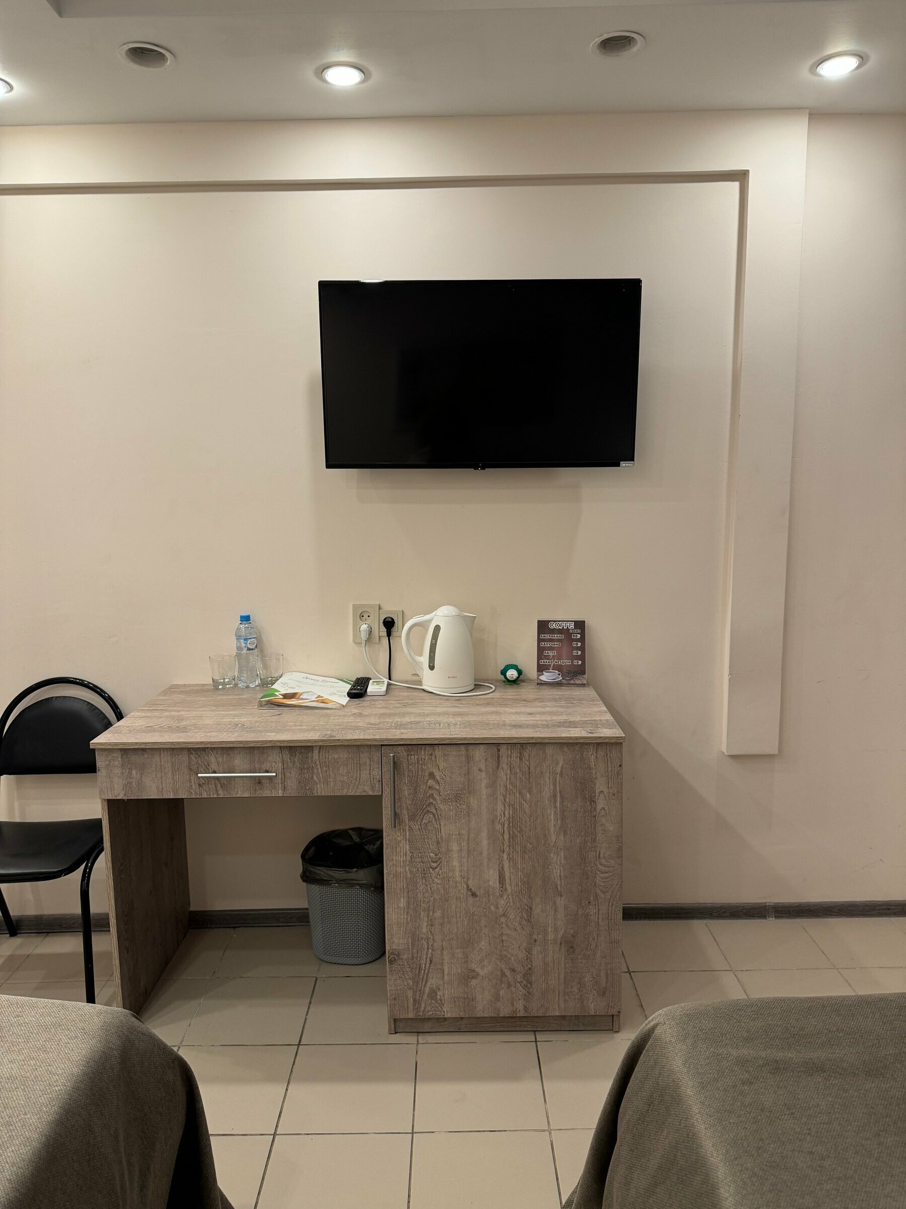 Улучшенный двухместный номер с 2 отдельными кроватями