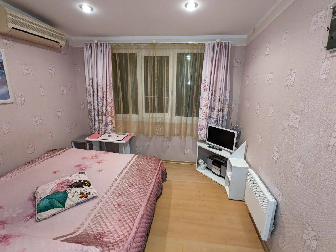 Стандартный номер с кроватью размера "queen-size"