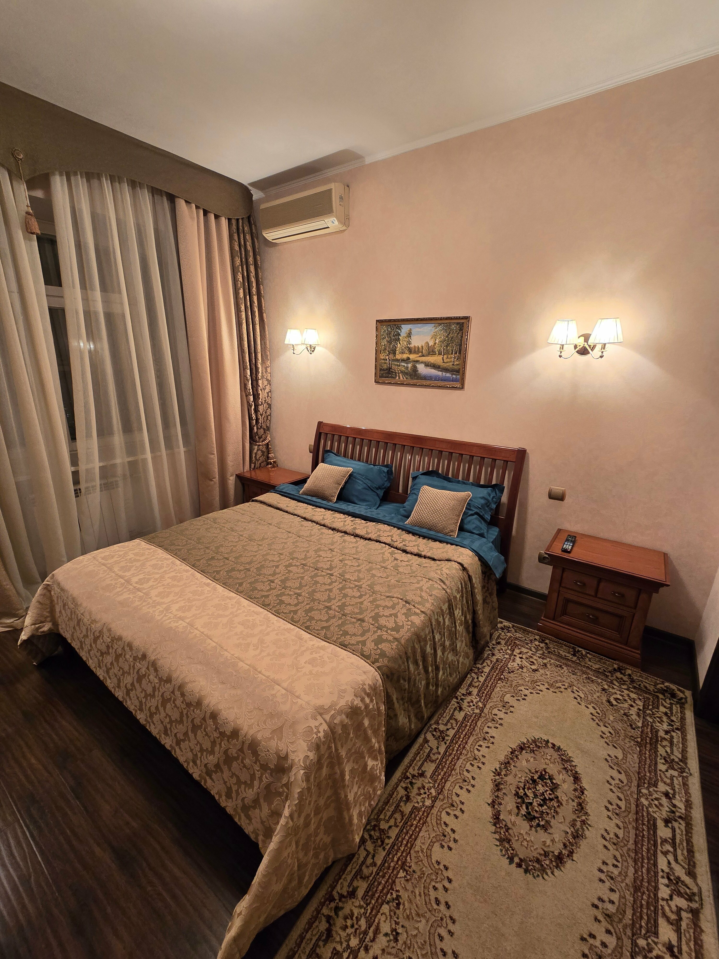 Номер-студия Делюкс с кроватью размера «king-size»