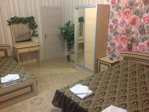 Трехместный номер в Симон