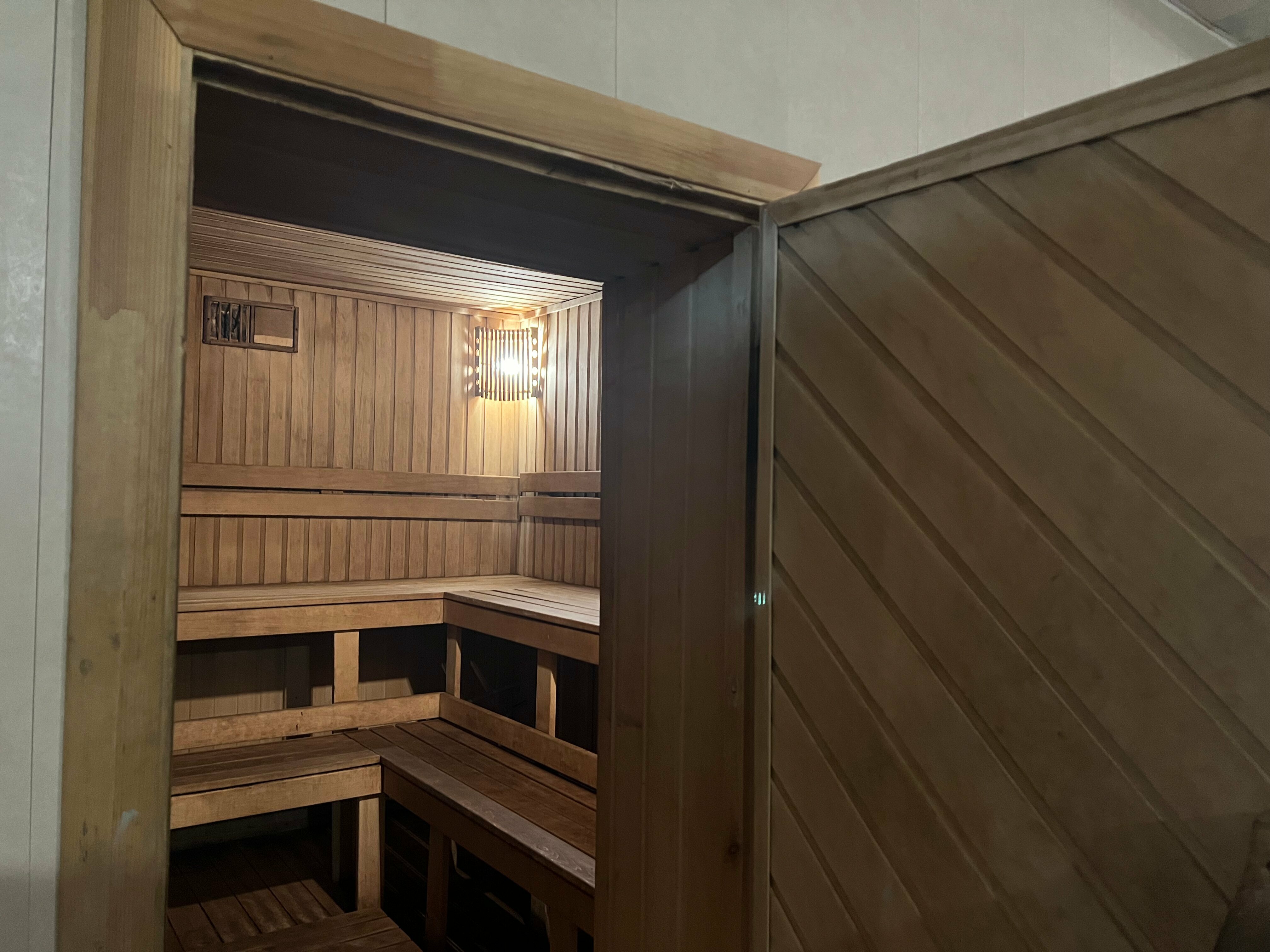 Дом с собственным бассейном