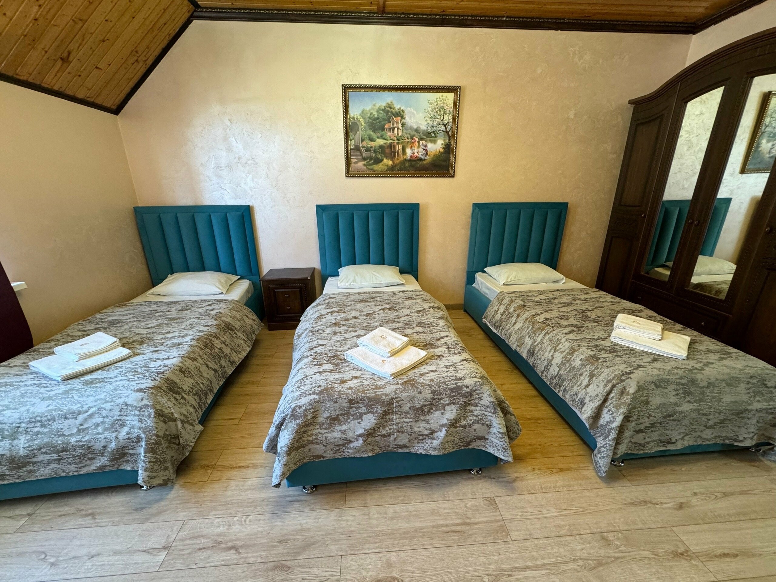 Стандартный трехместный номер