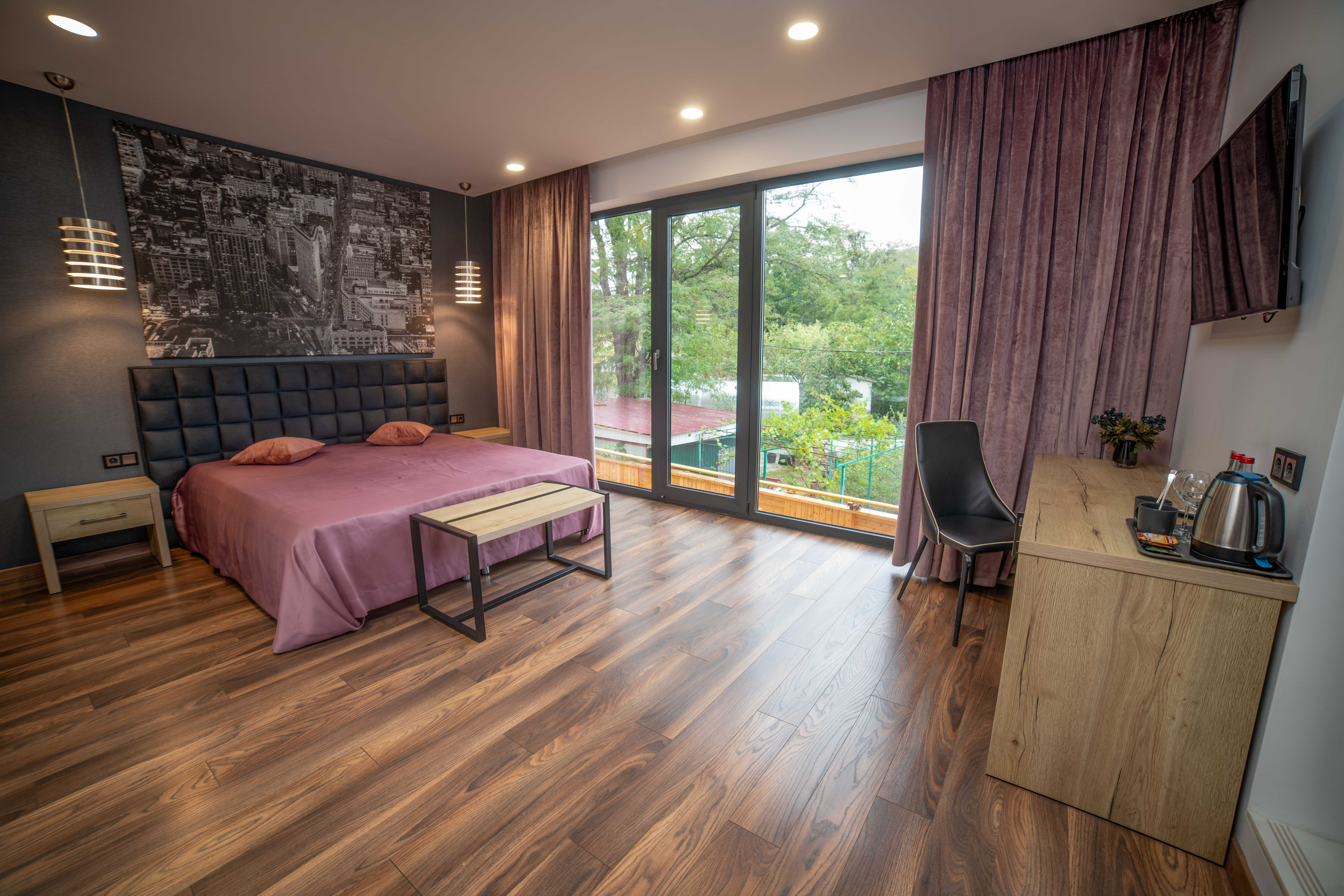 Люкс с балконом