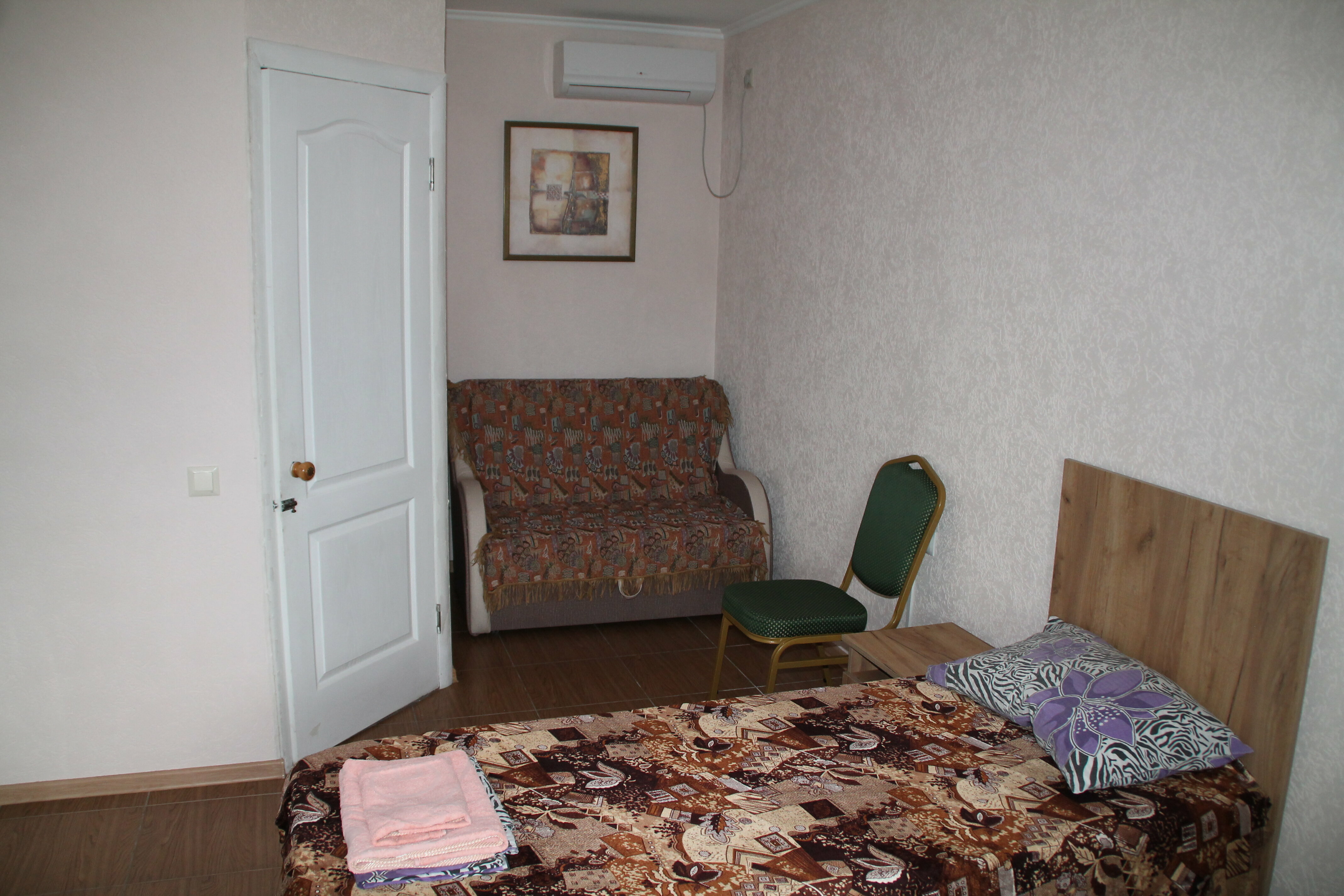 Четырехместный номер с балконом