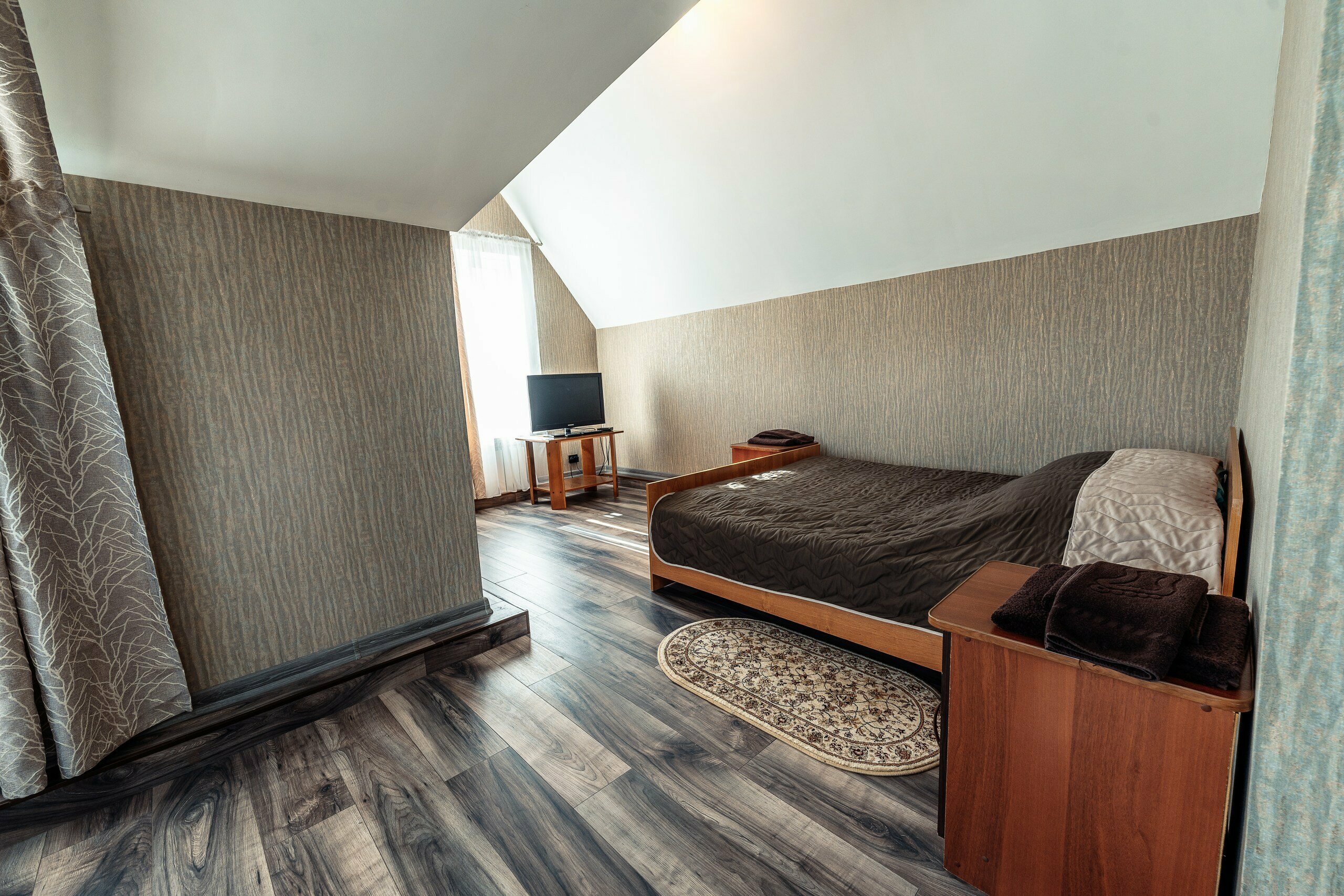 Большой двухместный номер с 1 кроватью