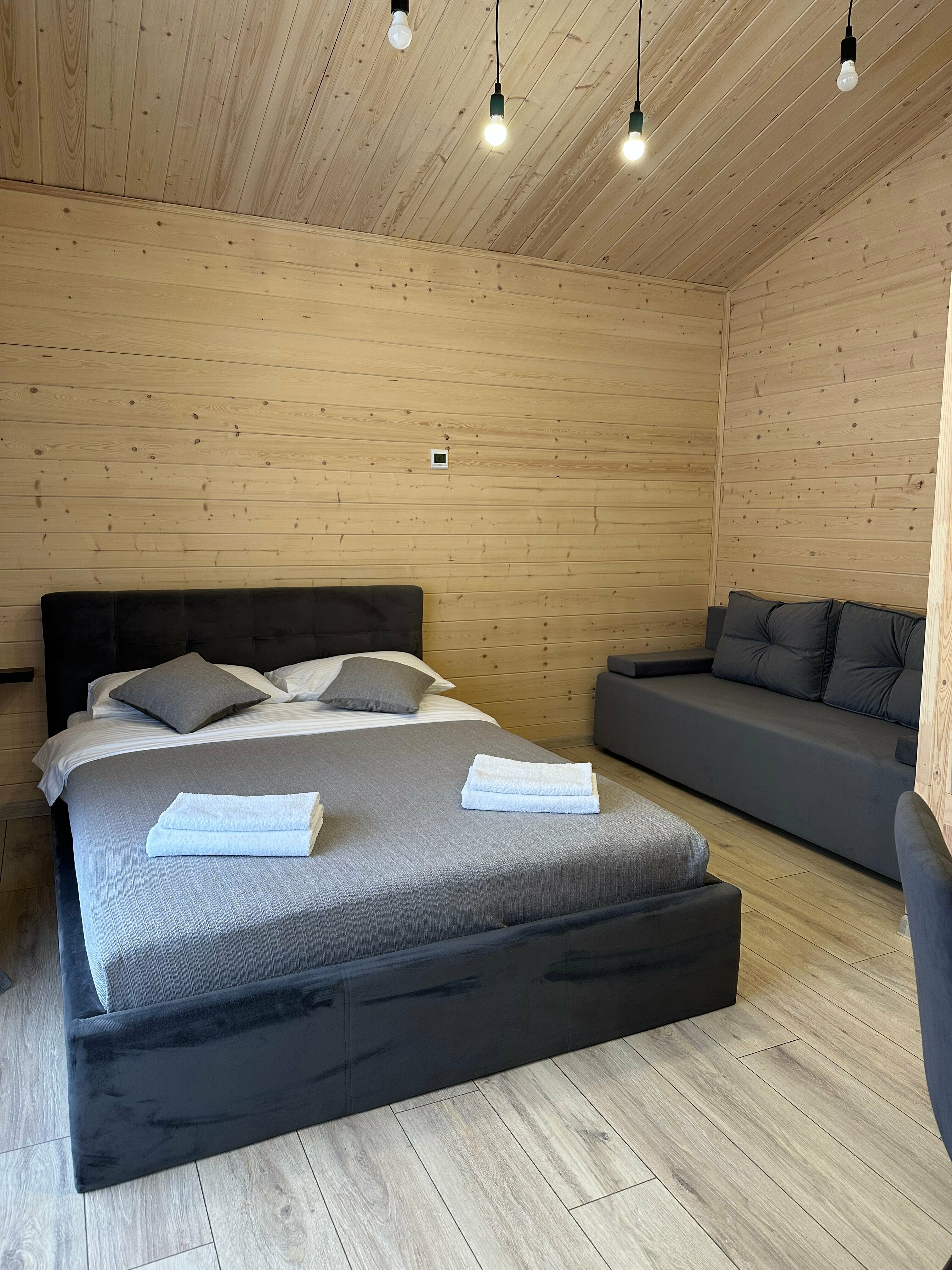 Четырехместный номер с видом на горы