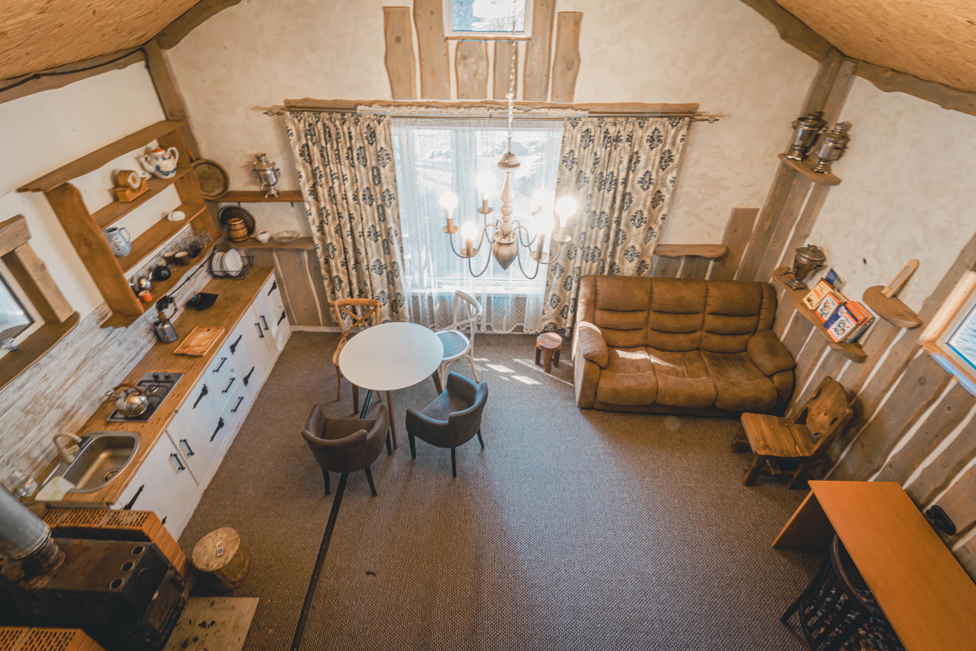 Дом с видом на озеро