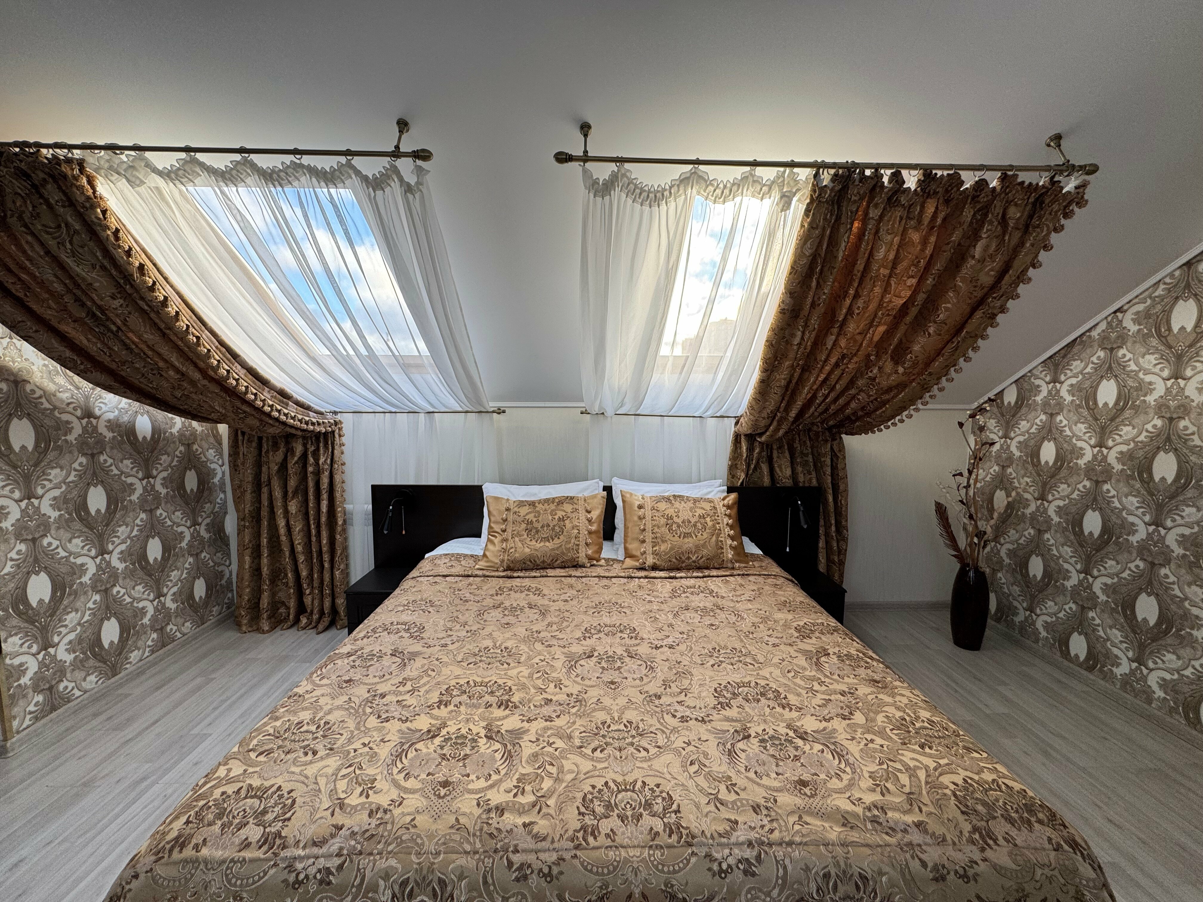 Номер Люкс с  кроватью King-size