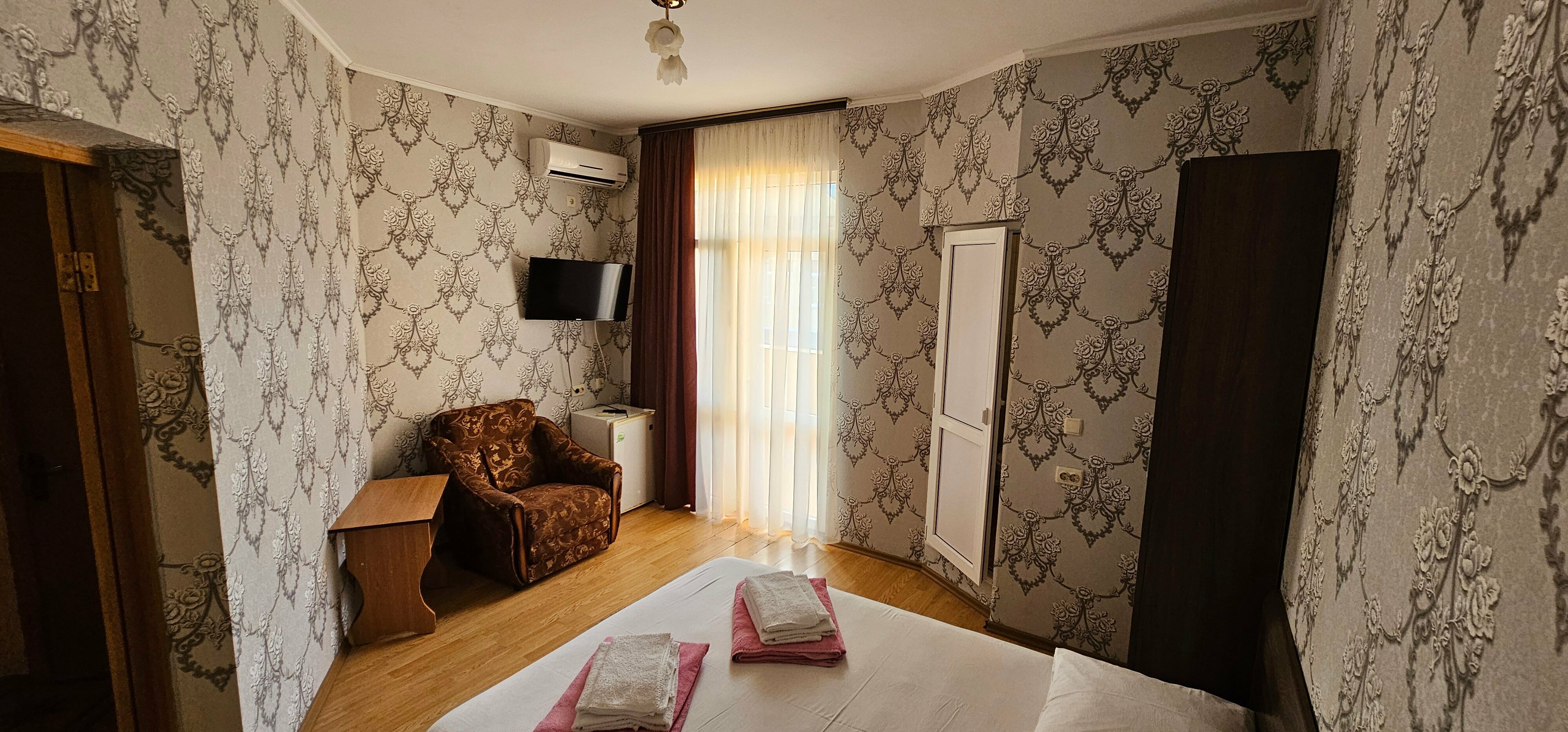 Стандартный двухместный номер с 1 кроватью или 2 отдельными кроватями и балконом