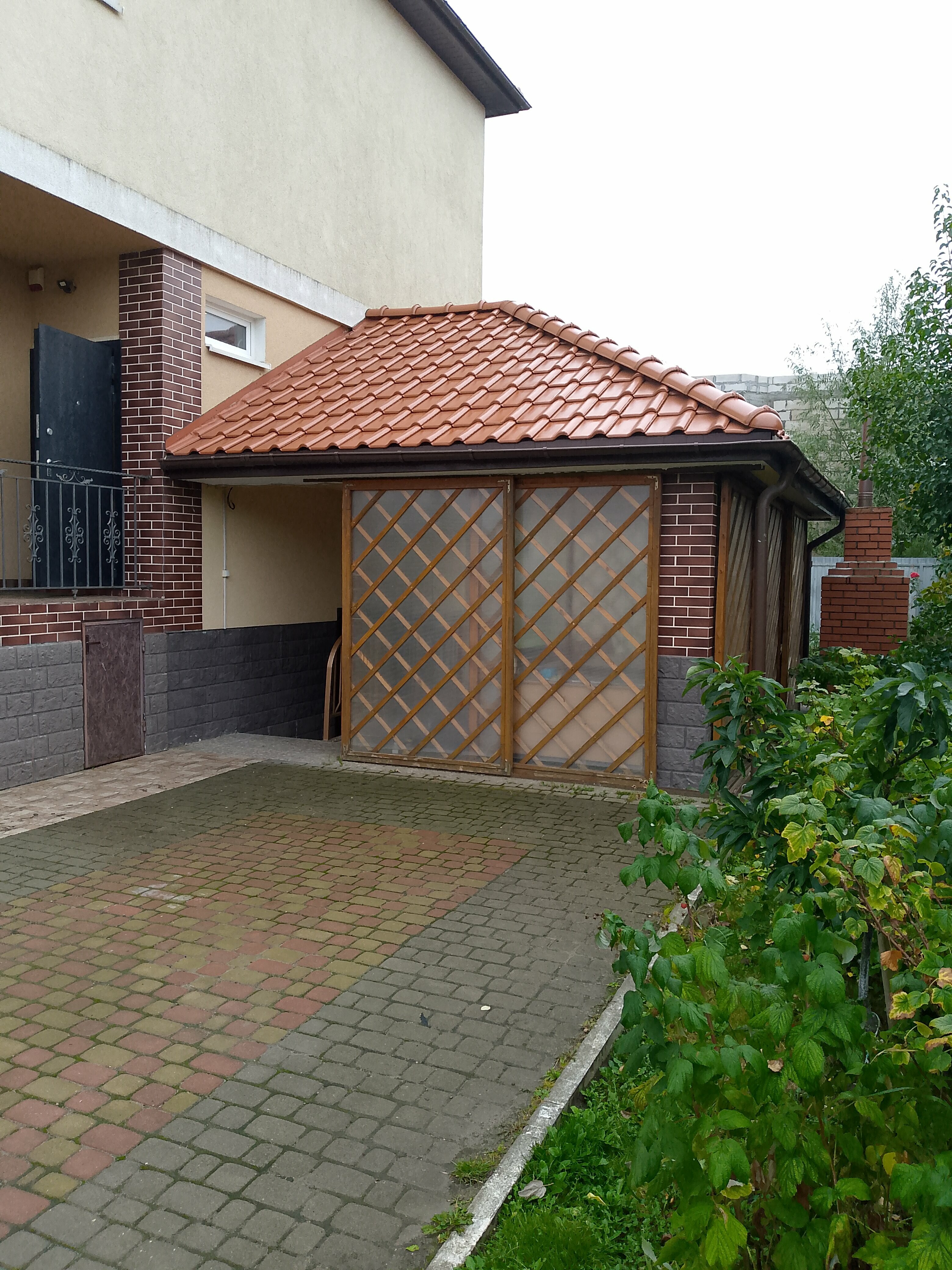 Дом с 5 спальнями