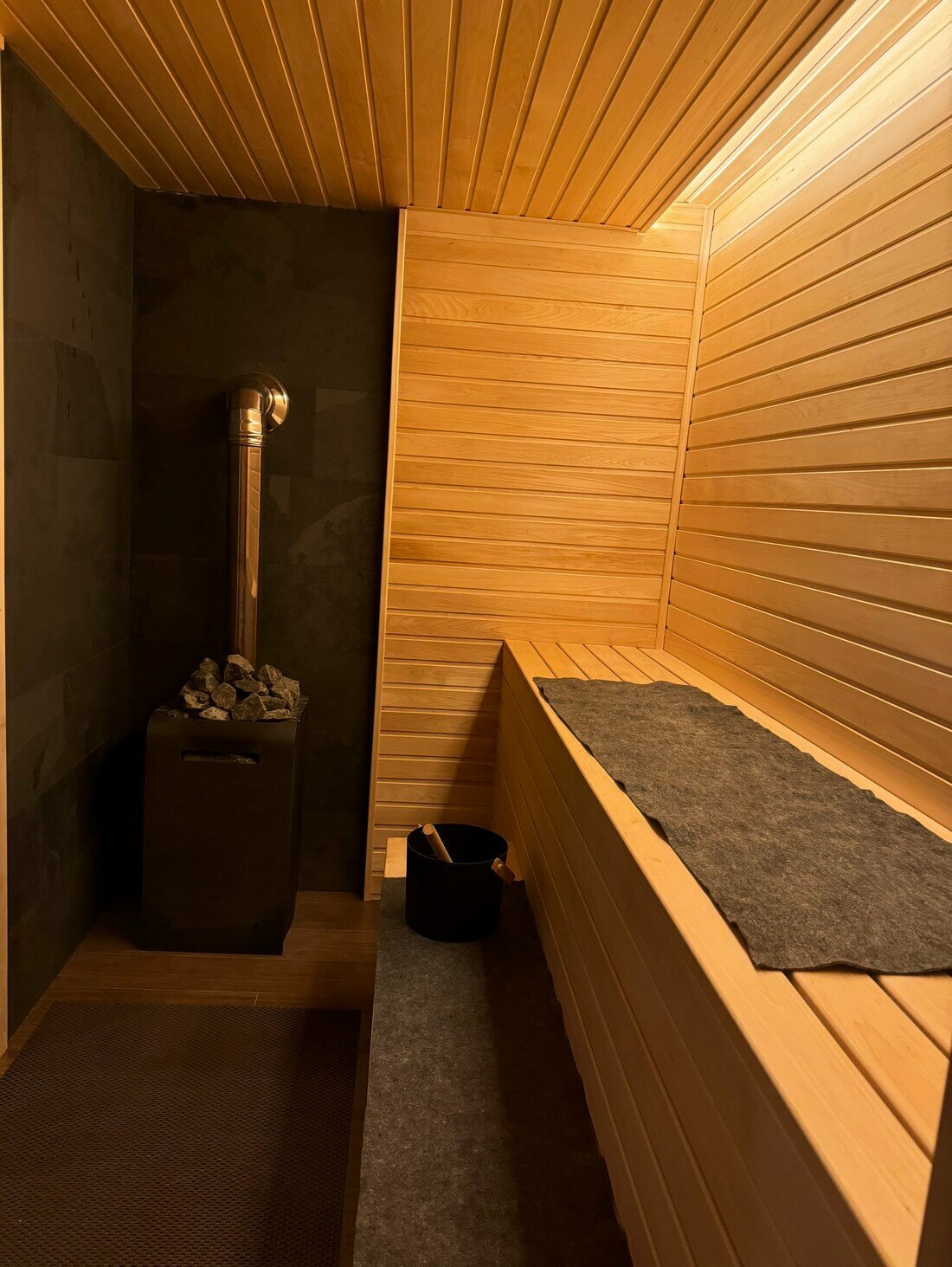 Дом с собственным бассейном