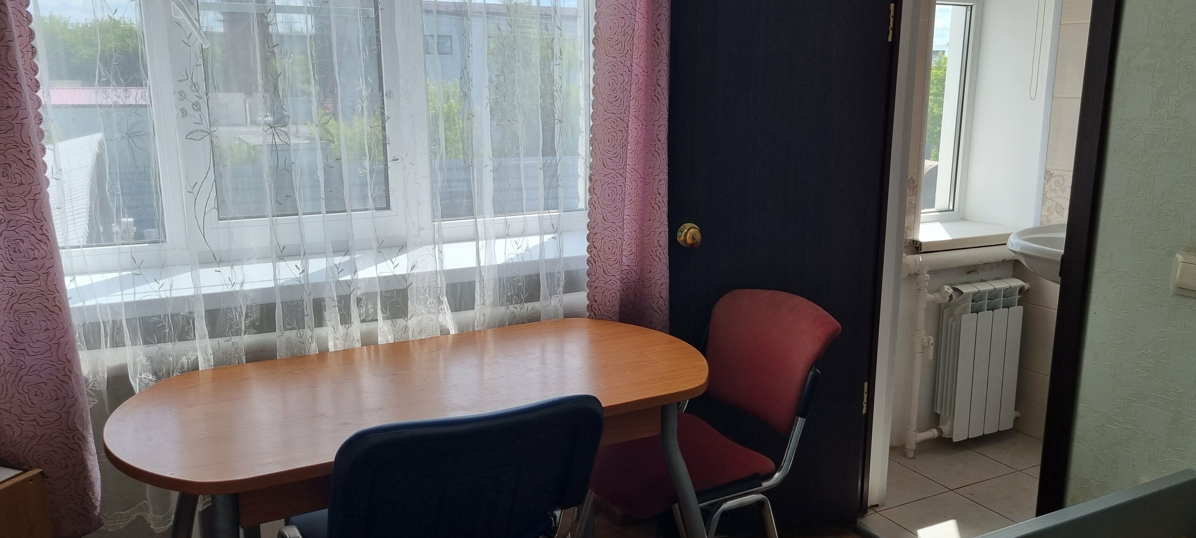 Двухместный номер эконом-класса с 2 отдельными кроватями