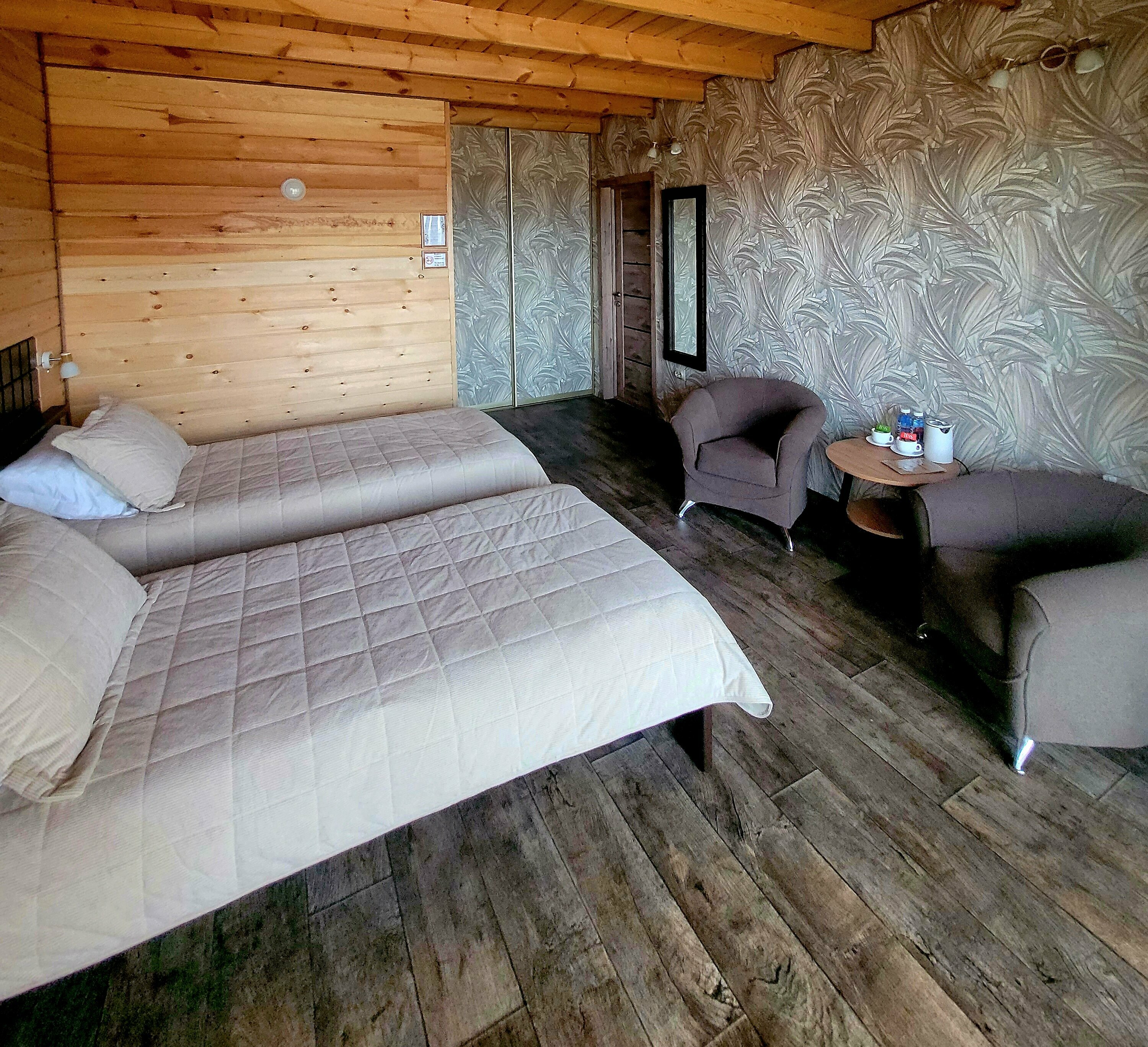 Двухместный номер Делюкс с 1 кроватью или 2 отдельными кроватями и балконом