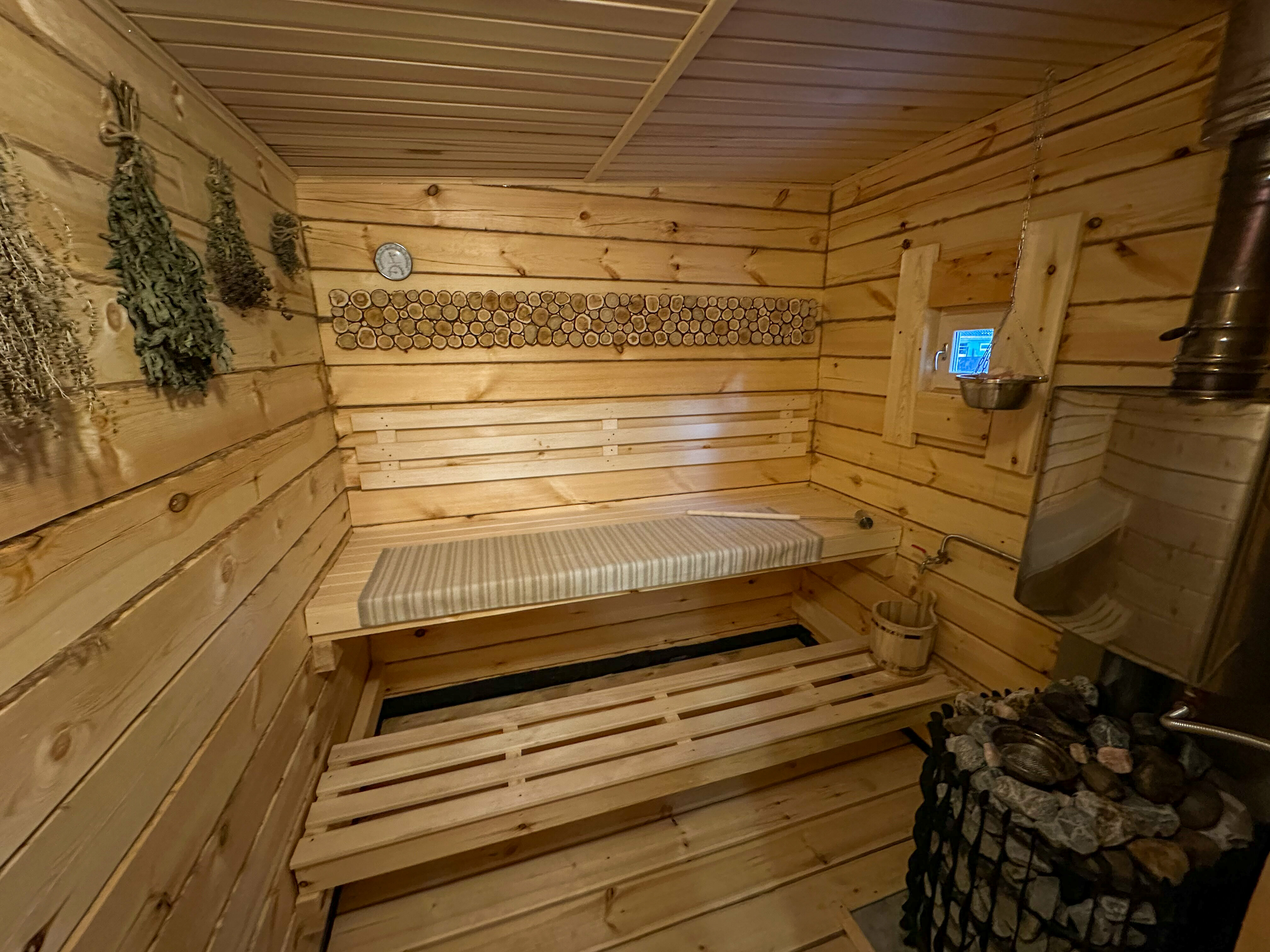 Дом с видом на лес