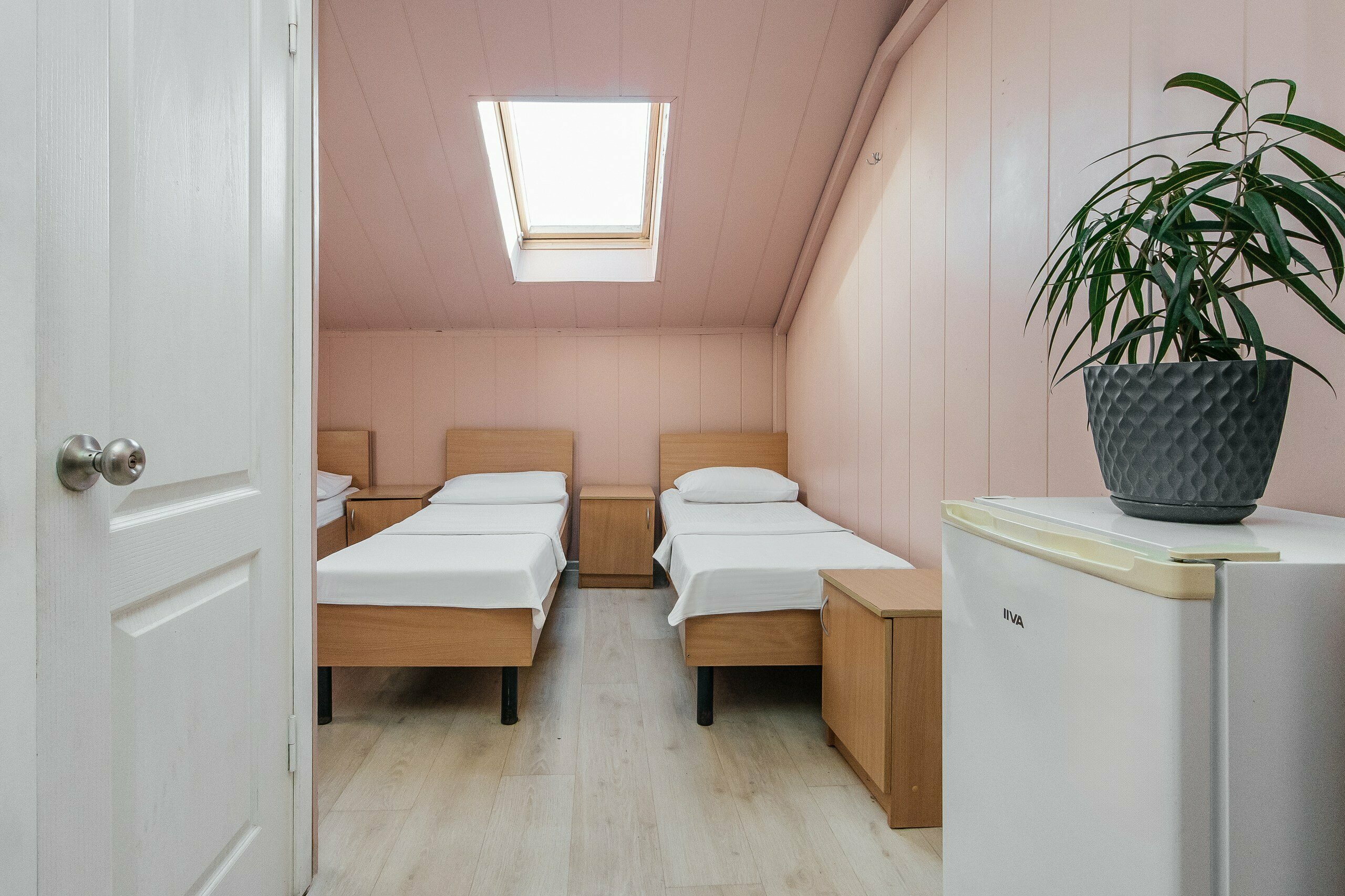 Трехместный номер эконом-класса