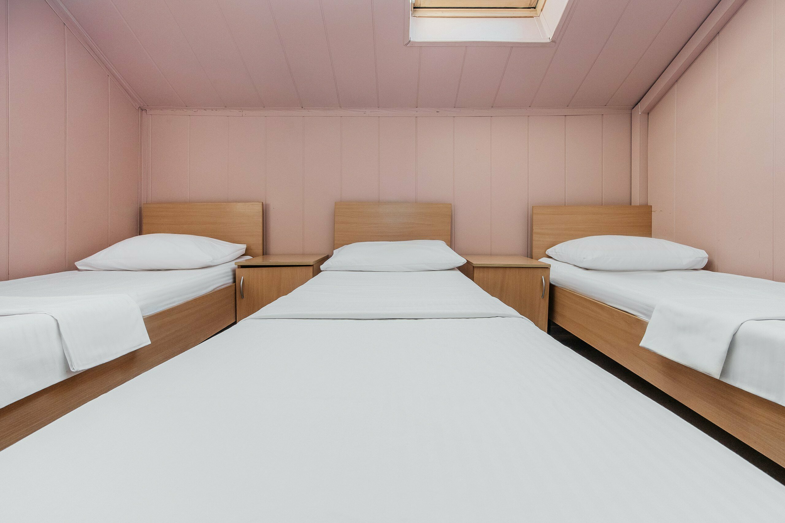 Трехместный номер эконом-класса