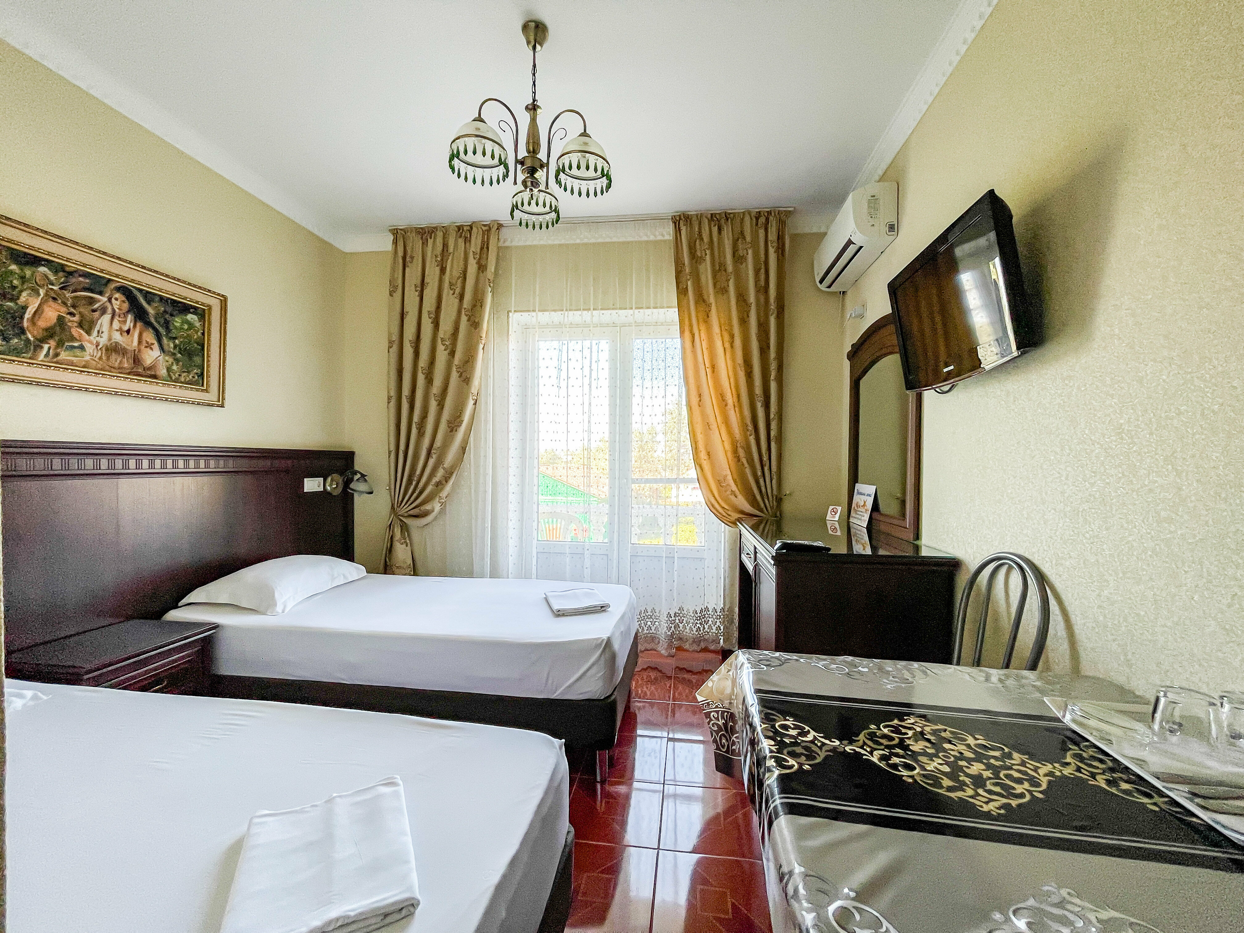 Двухместный номер Делюкс с 2 двуспальными кроватями