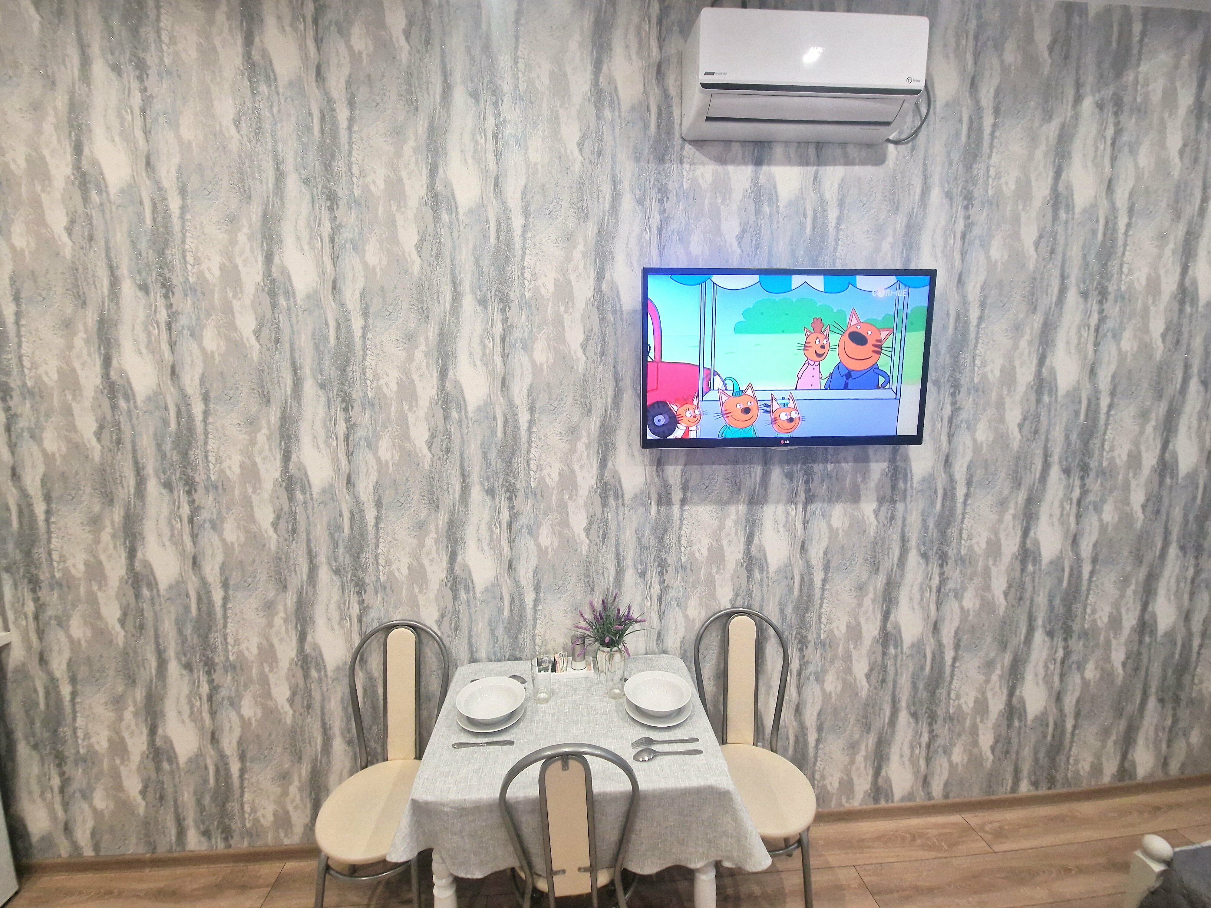 Четырехместный номер с ванной комнатой