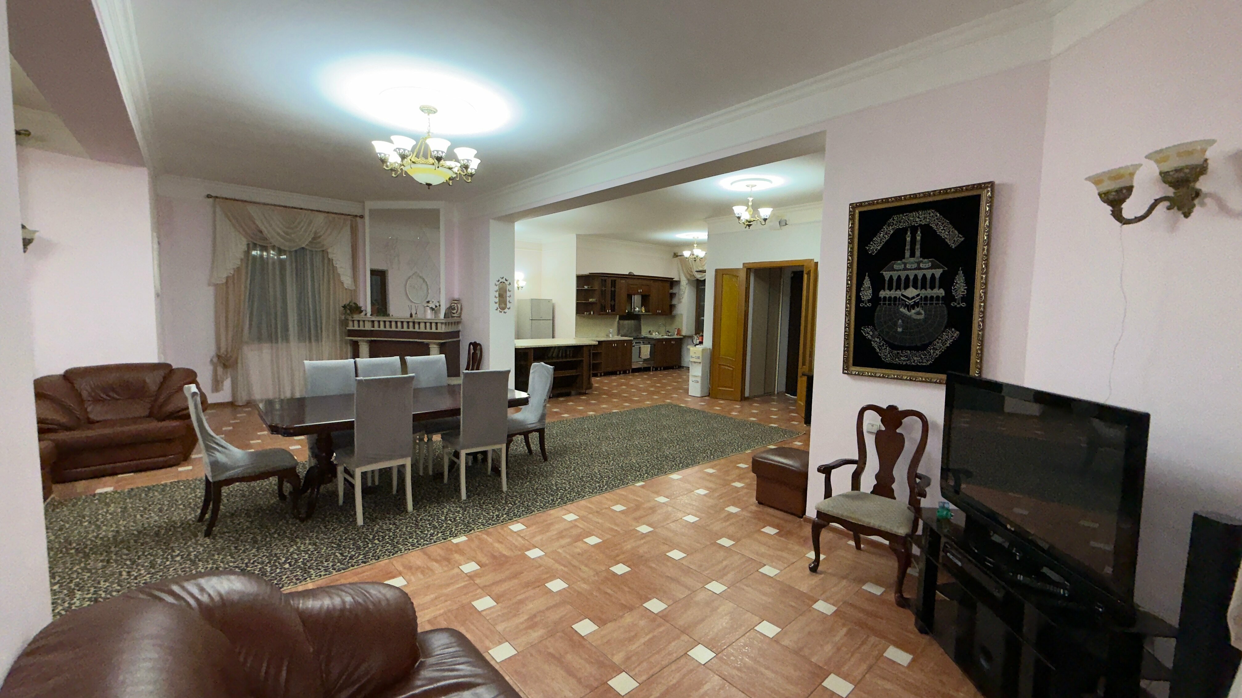 Дом с собственным бассейном