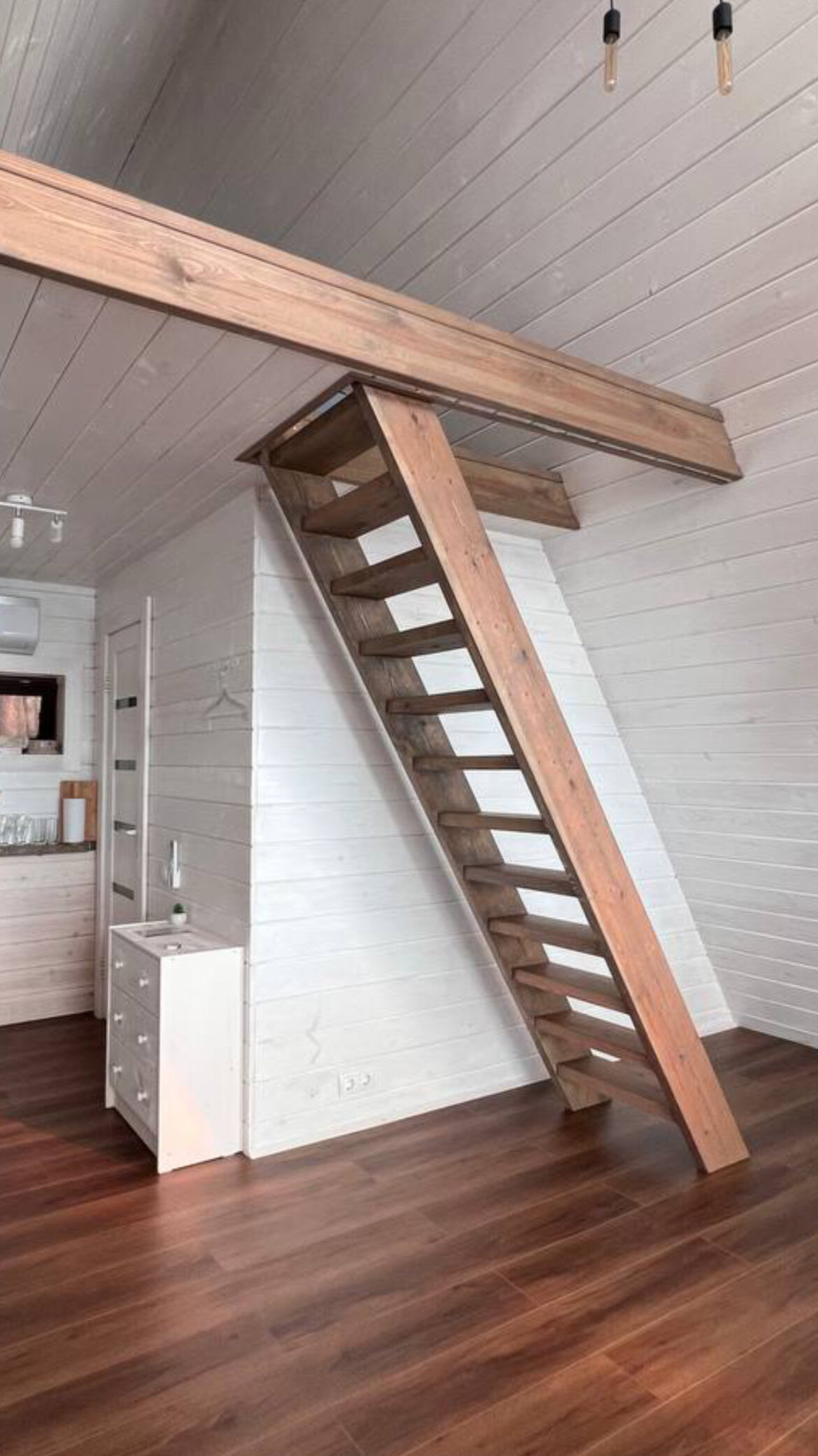 Двухуровневый четырехместный номер