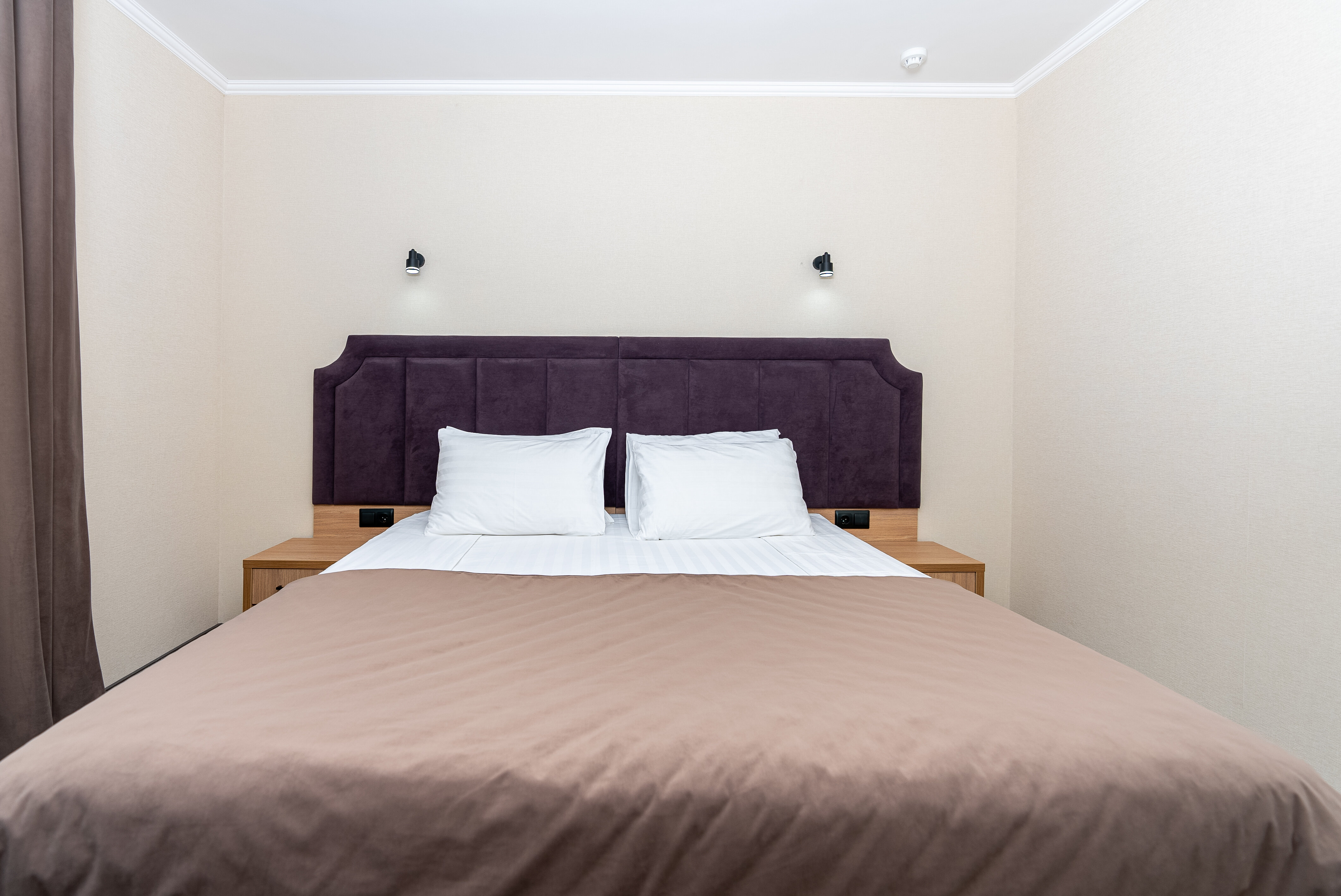 «Коттедж» — номер первой категории