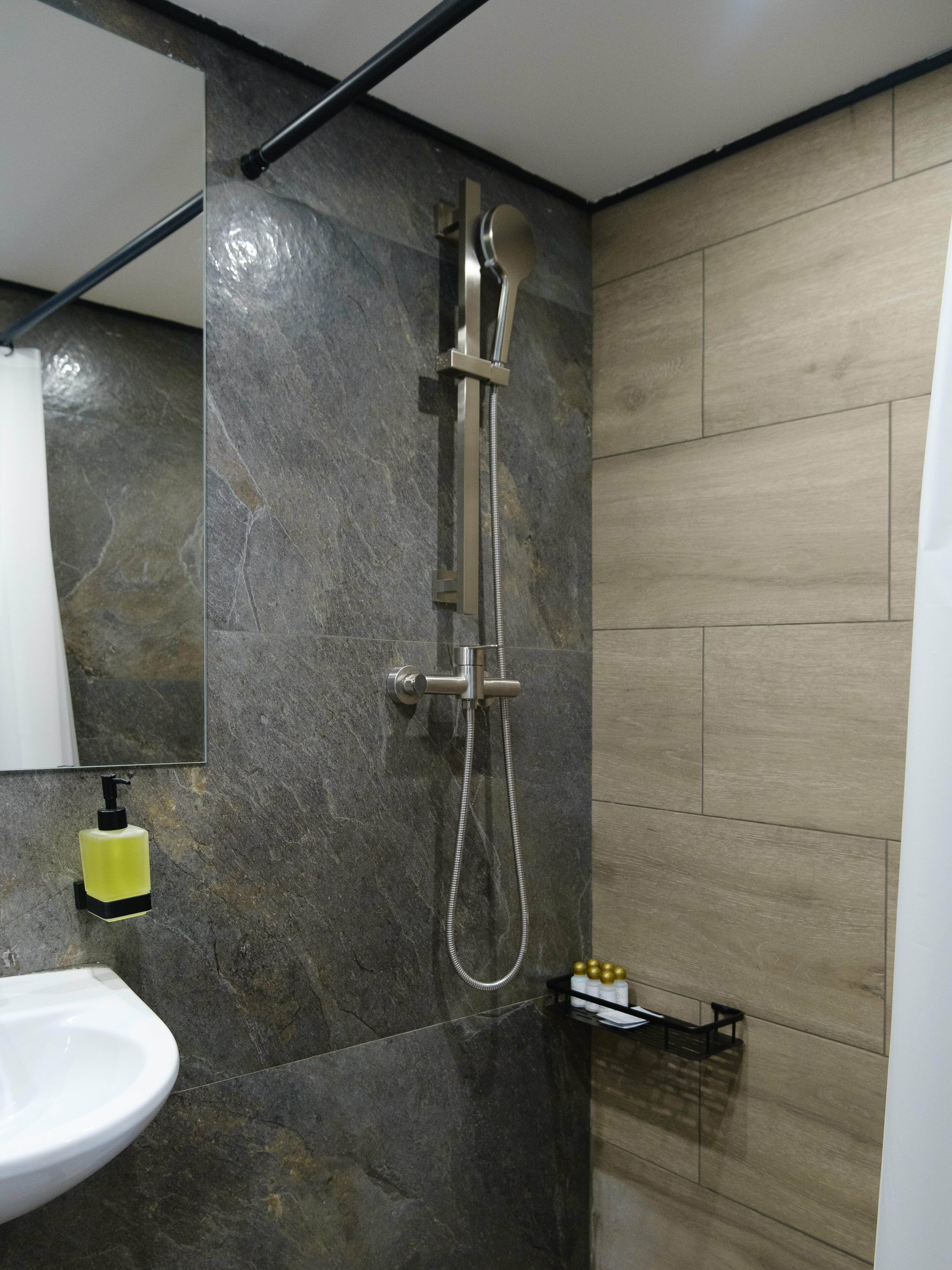 Двухуровневый четырехместный номер