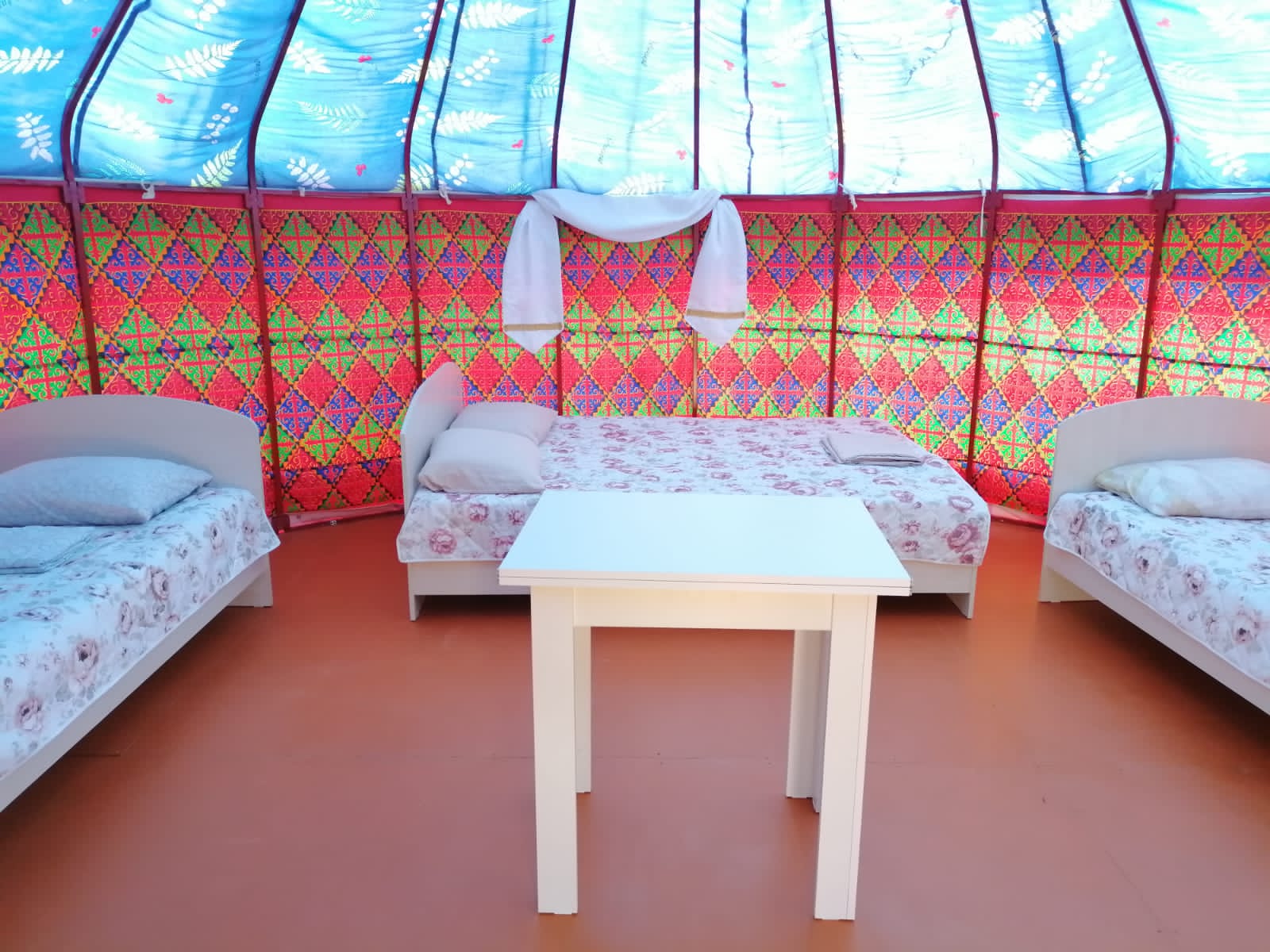 Юрта 4-х местная