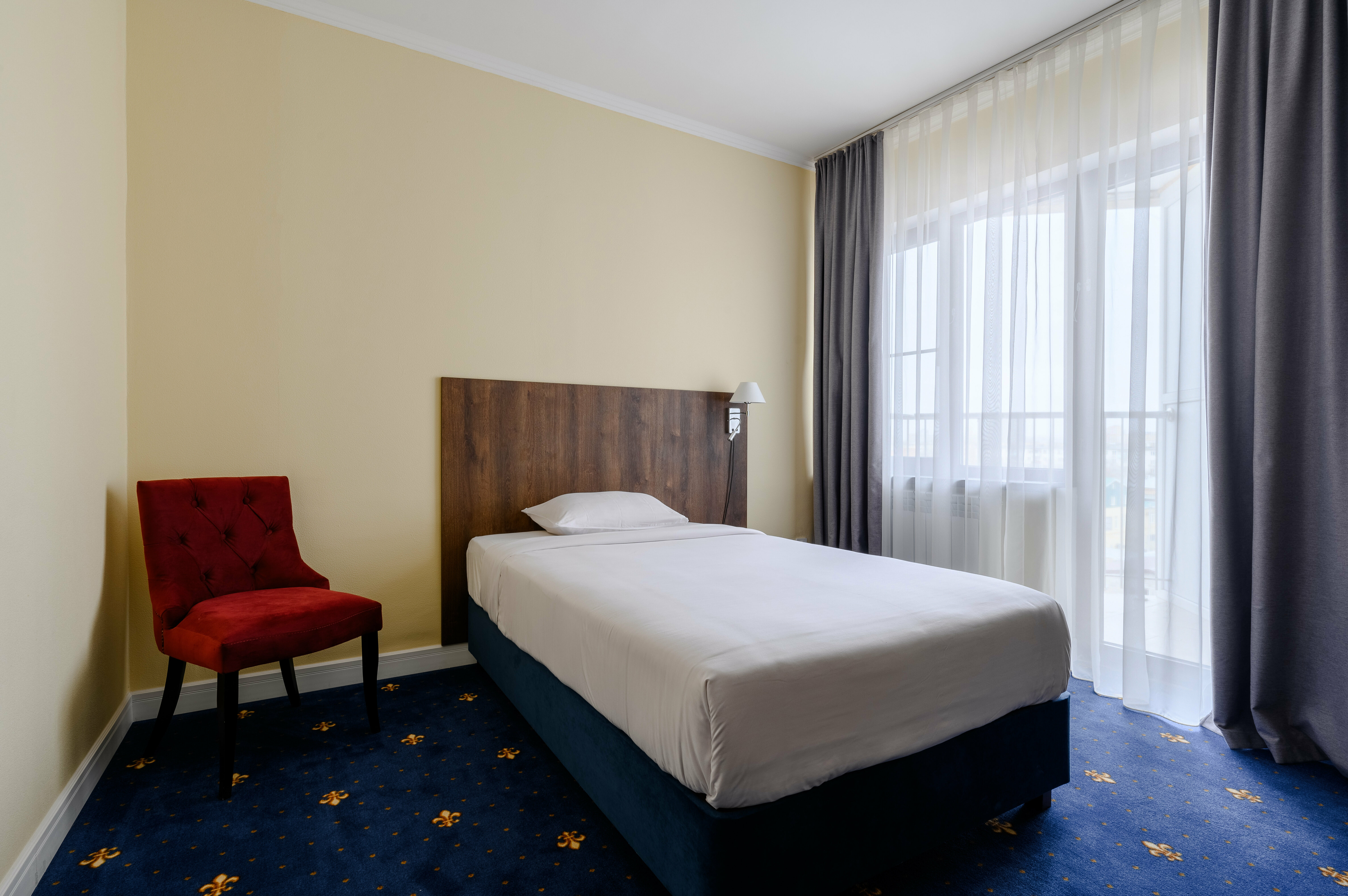 Одноместный номер с балконом