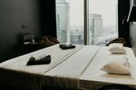 Дизайнерский двухуровневый номер (2+2) с панорамным видом на Москву в Say Wow Capsule Hotel