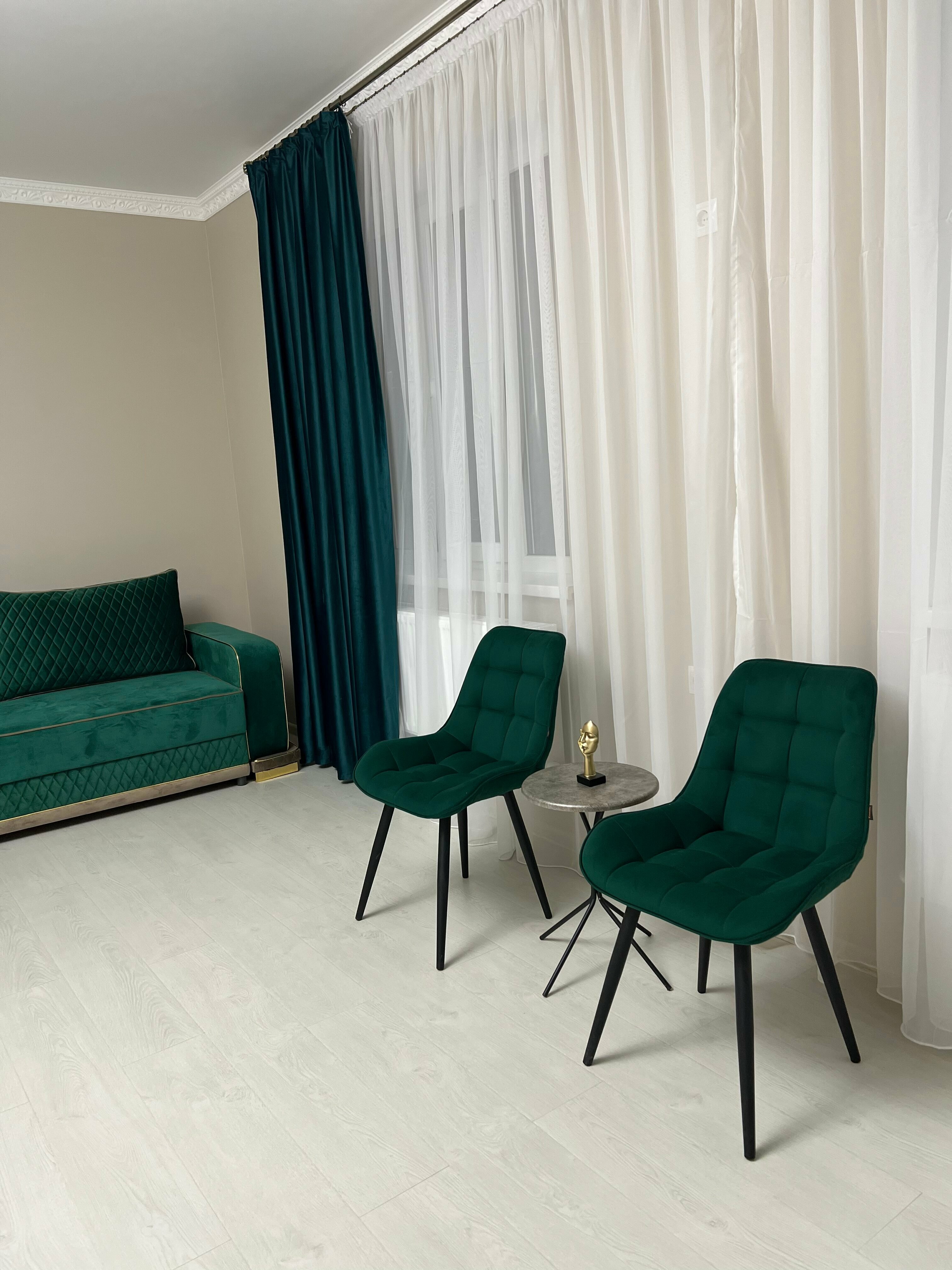 Семейный номер с видом на горы