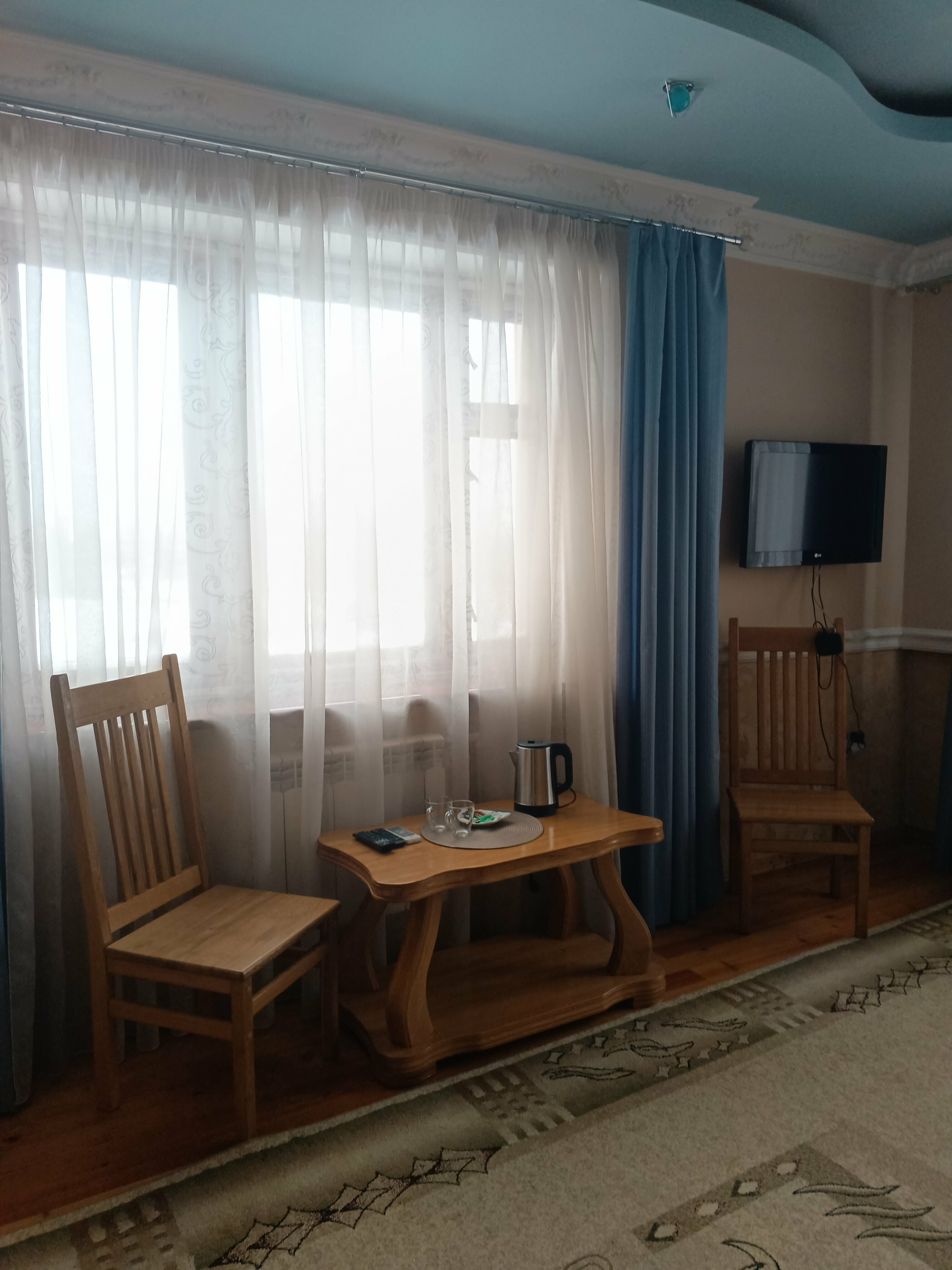 Улучшенный номер с кроватью размера «king-size»