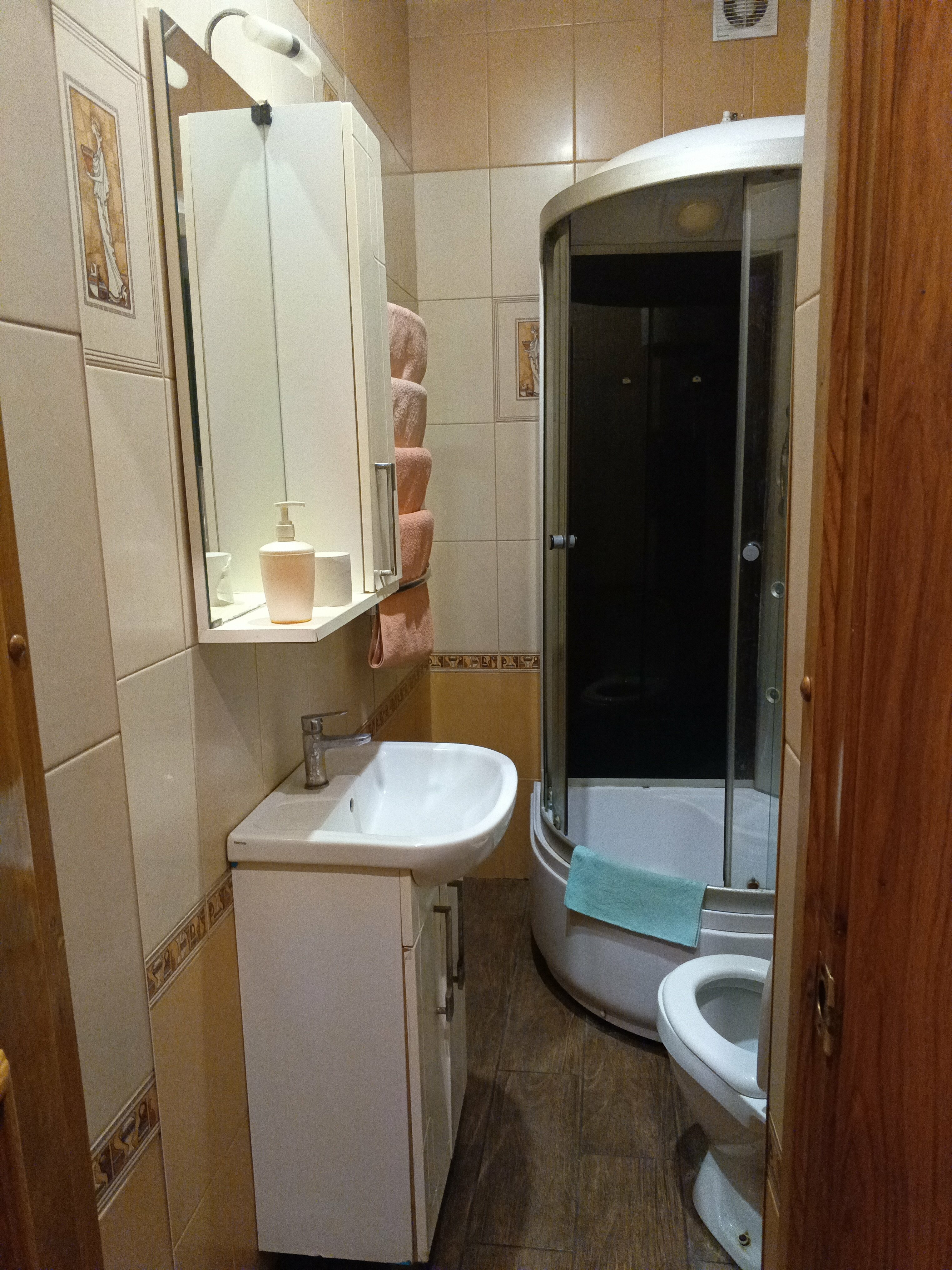 Семейный номер с душем