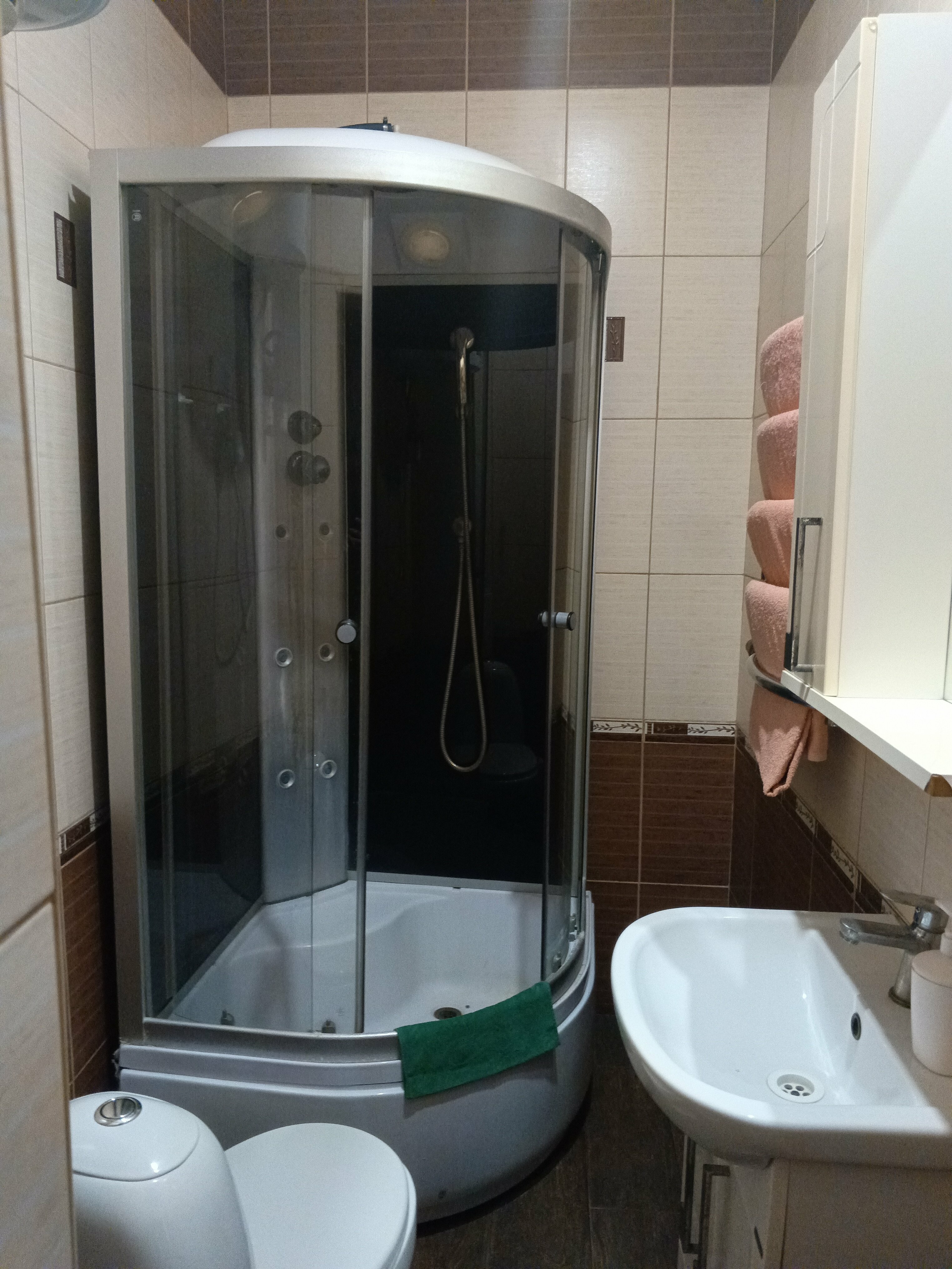 Номер с кроватью "king-size" и душем